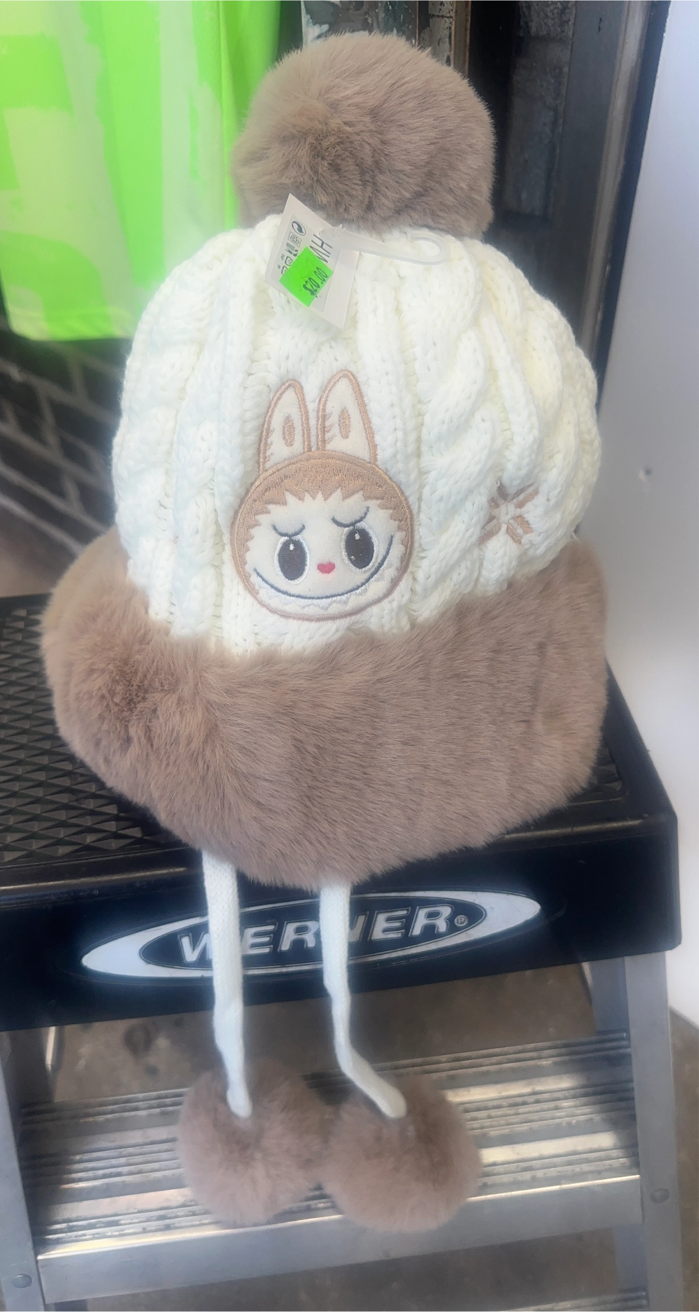 H&M White Knit Hat with Bunny