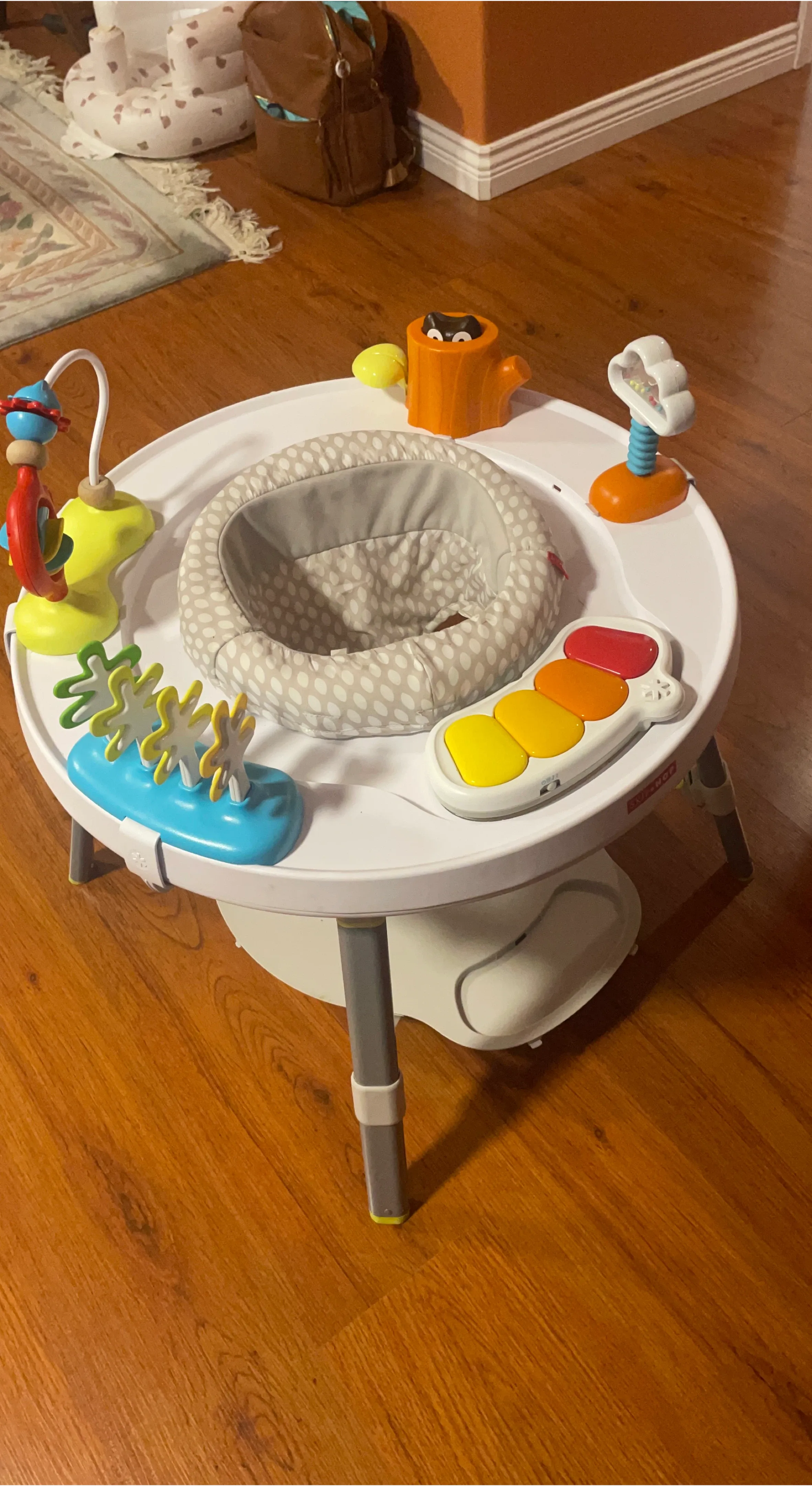 Skip Hop Explore & More Jumpscape Activity Center