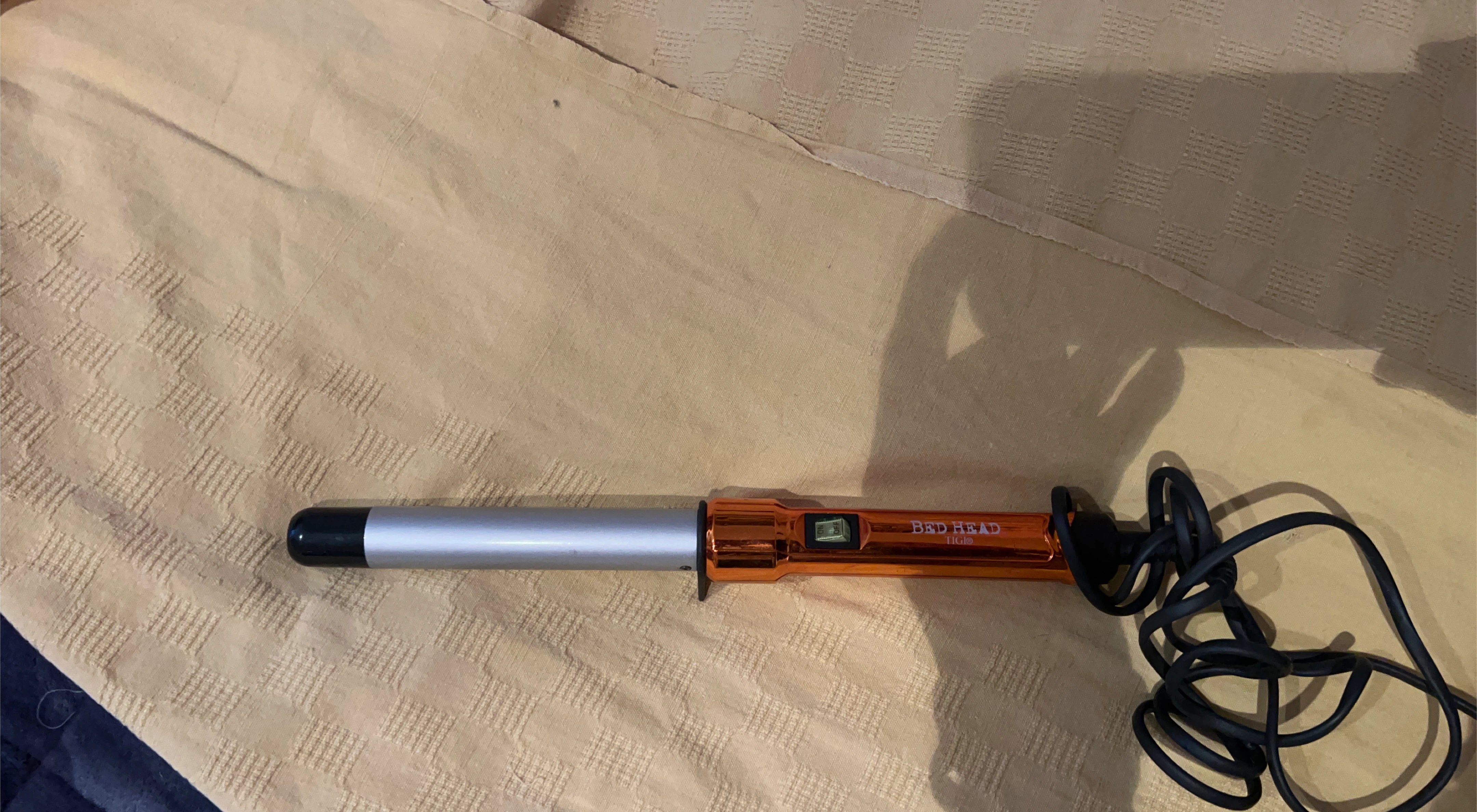 Bed Head TIGI Curling Iron