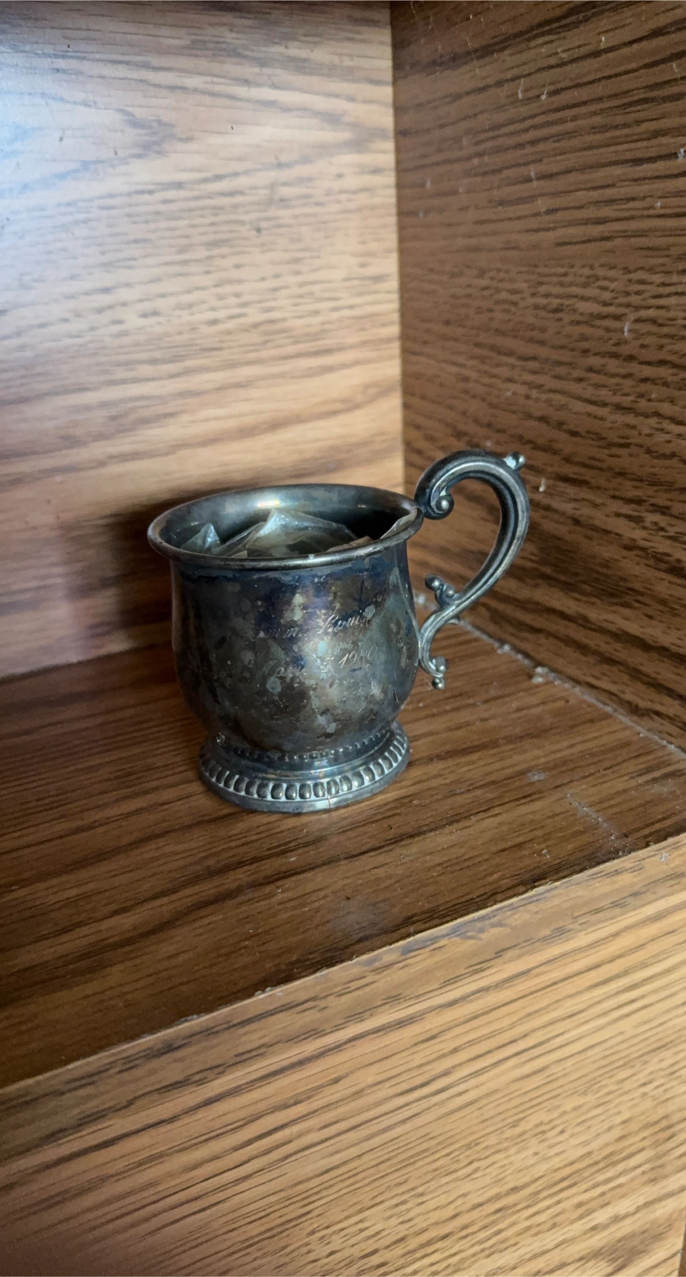 Vintage Silver Cup - Louise 1980 image indicator(1)