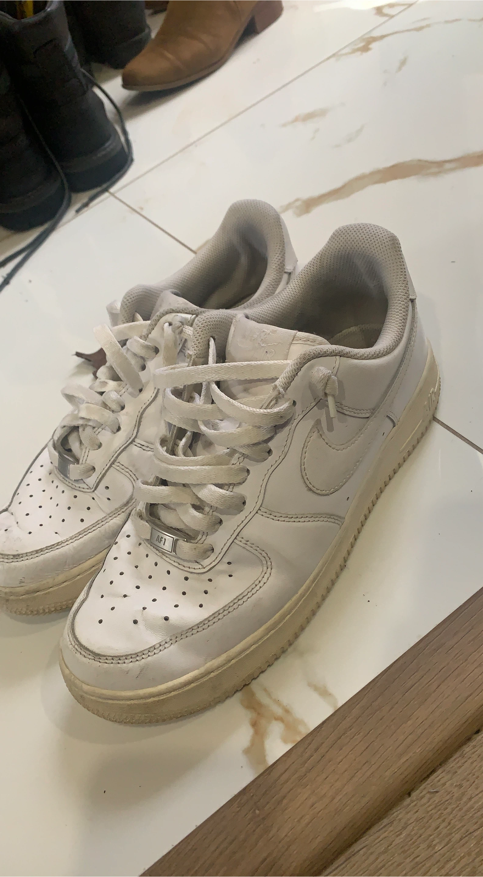 Nike Air Force 1 Sneakers