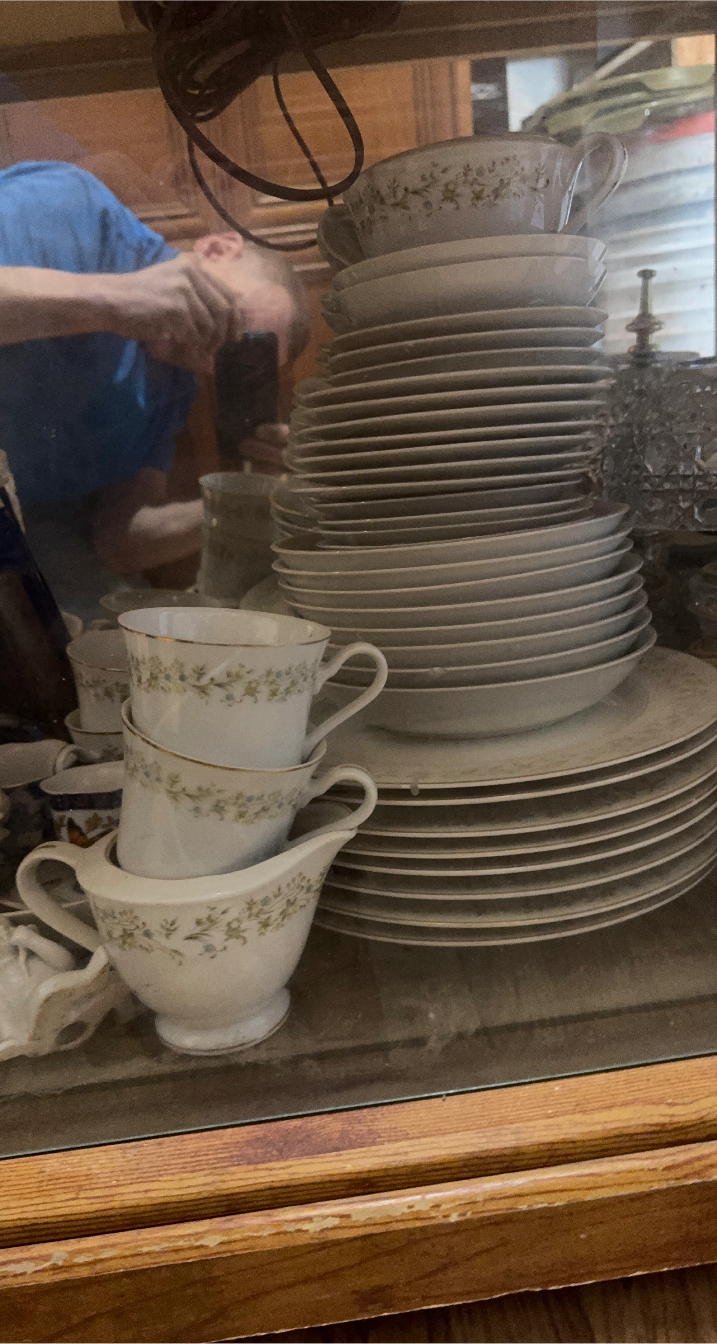 Vintage Floral Dinnerware Set