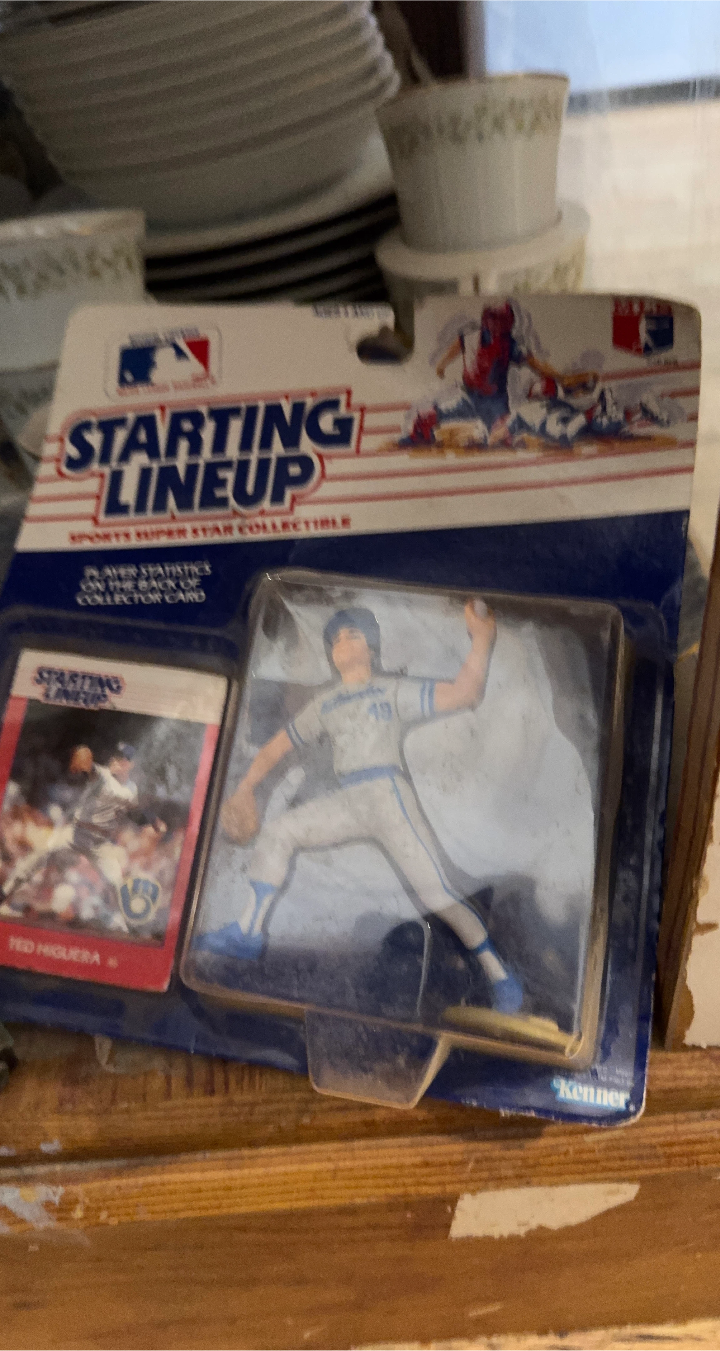 Starting Lineup Ted Higuera Figurine - Kenner