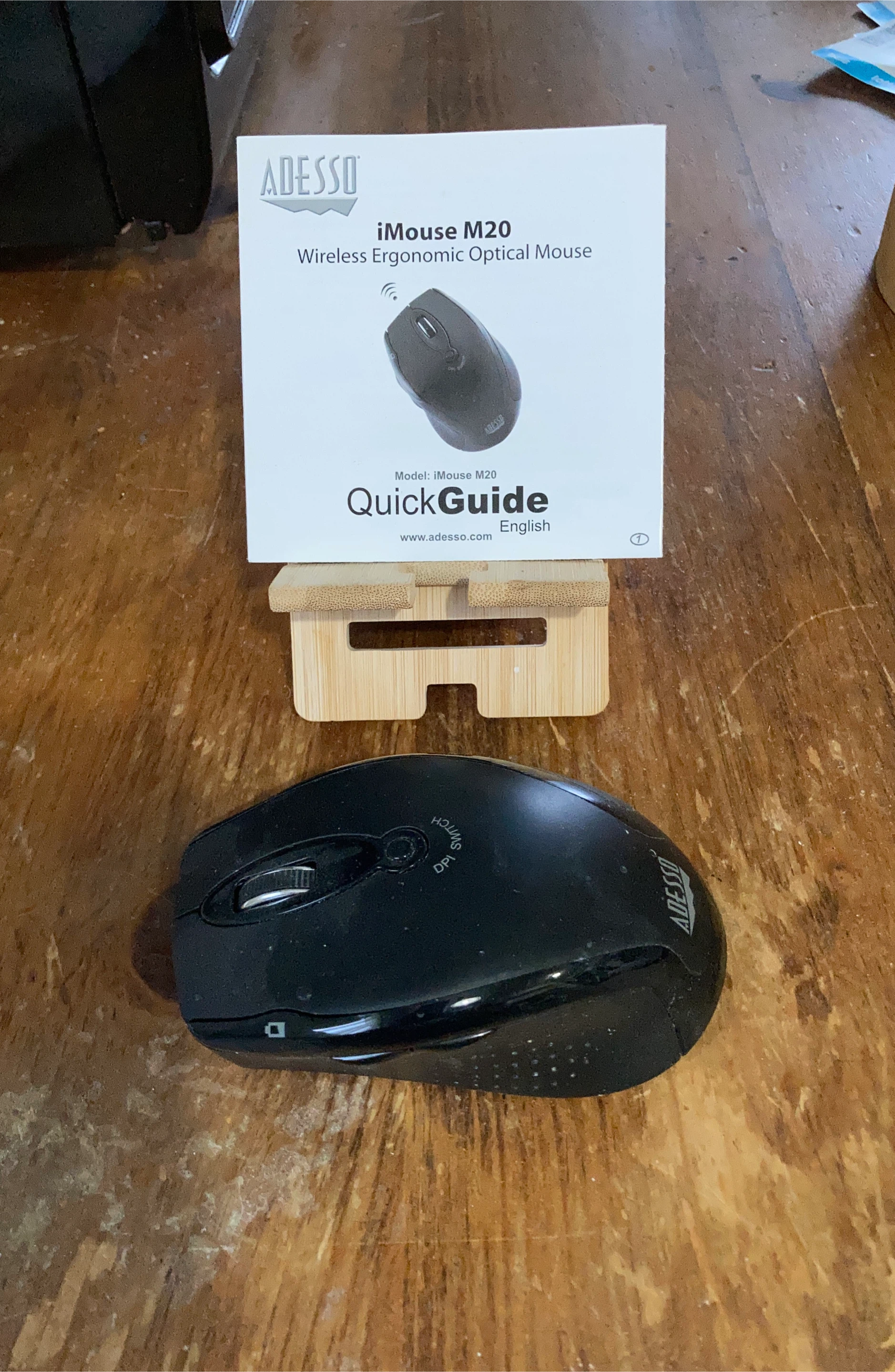 Adesso iMouse M20 Wireless Ergonomic Mouse