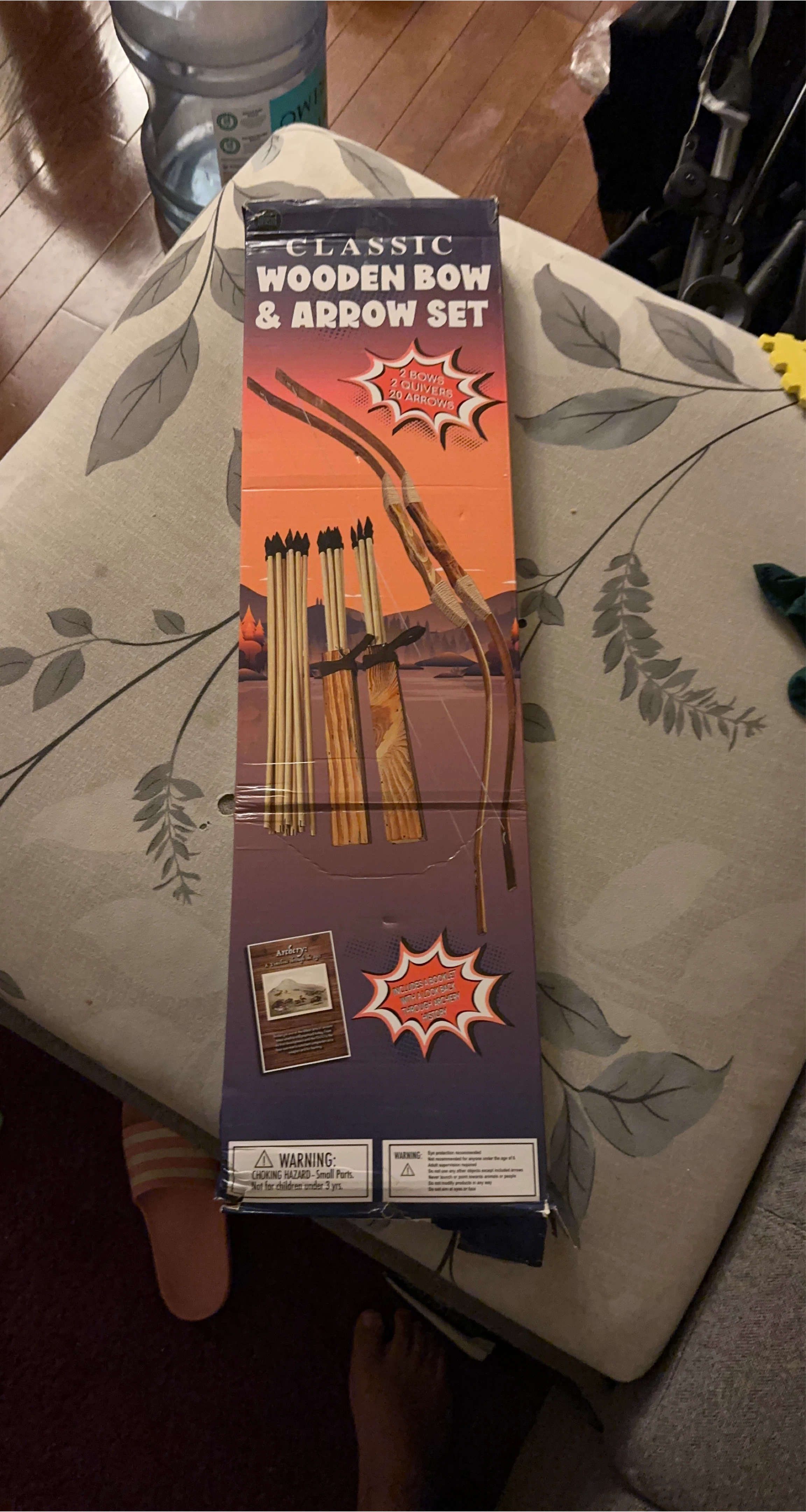 Classic Wooden Bow & Arrow Set image indicator(6)