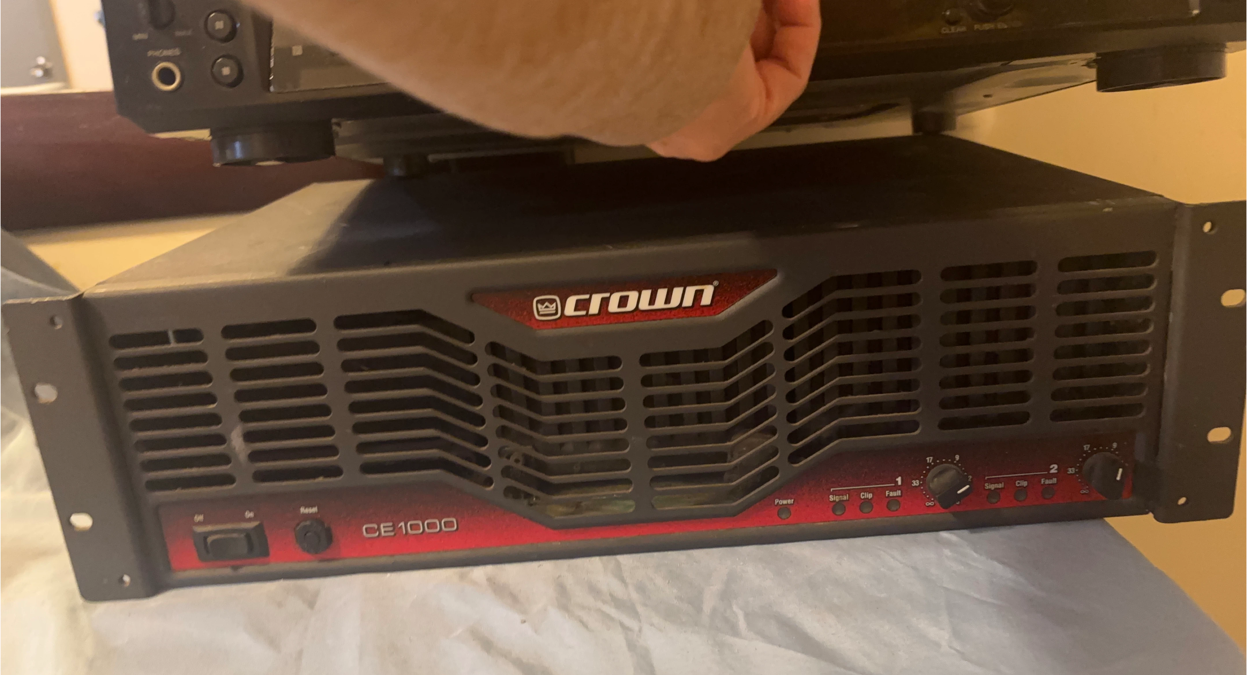 Crown CE1000 Amplifier