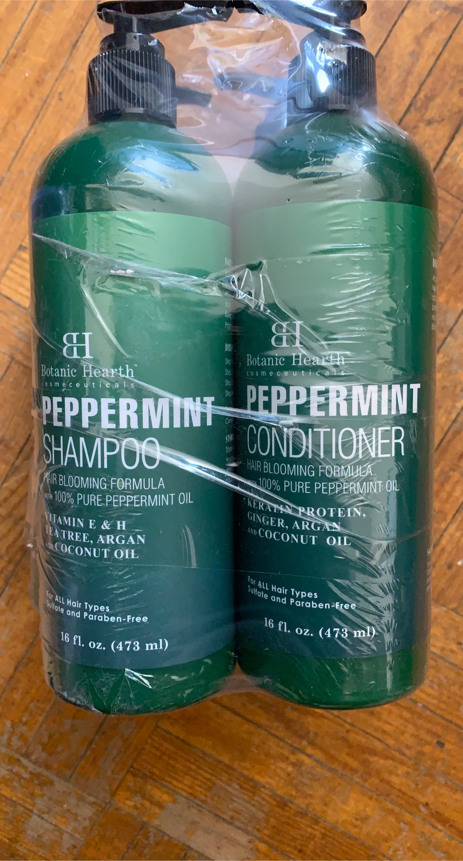 New Botanic Hearth Peppermint Shampoo & Conditioner Set
