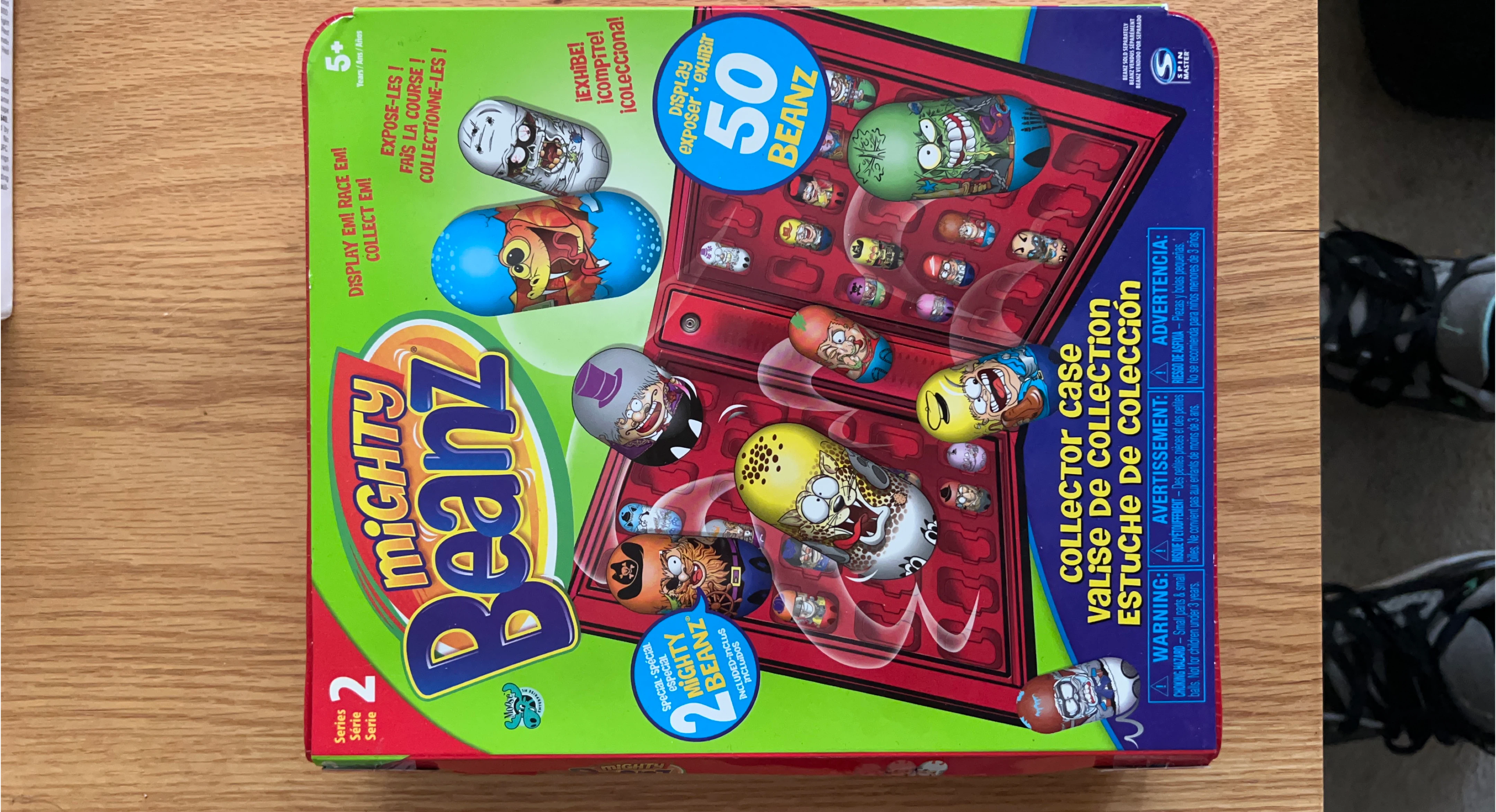 Mighty Beanz Collector Case with 2 Beanz image indicator(1)