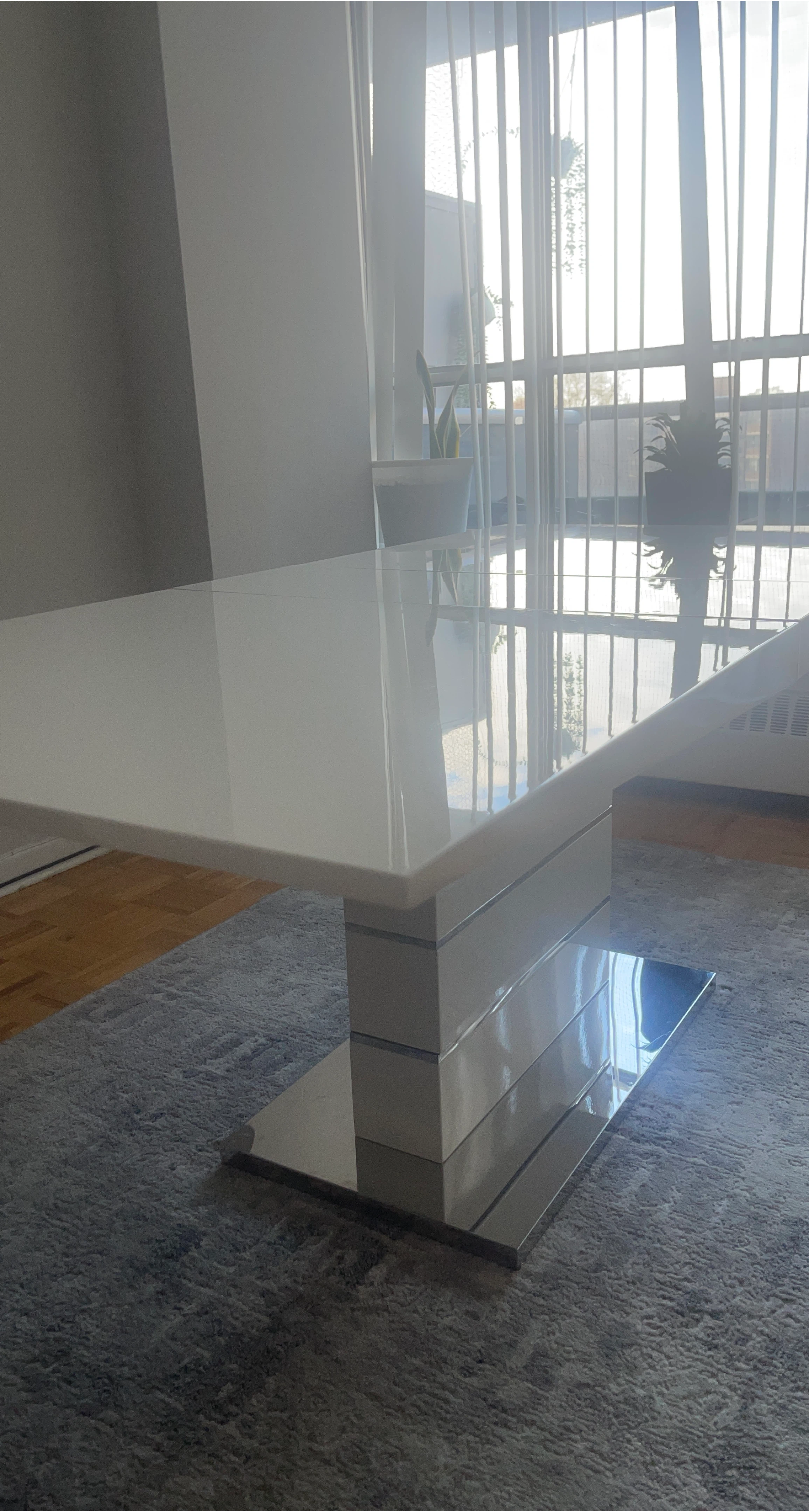 White Modern Dining Table