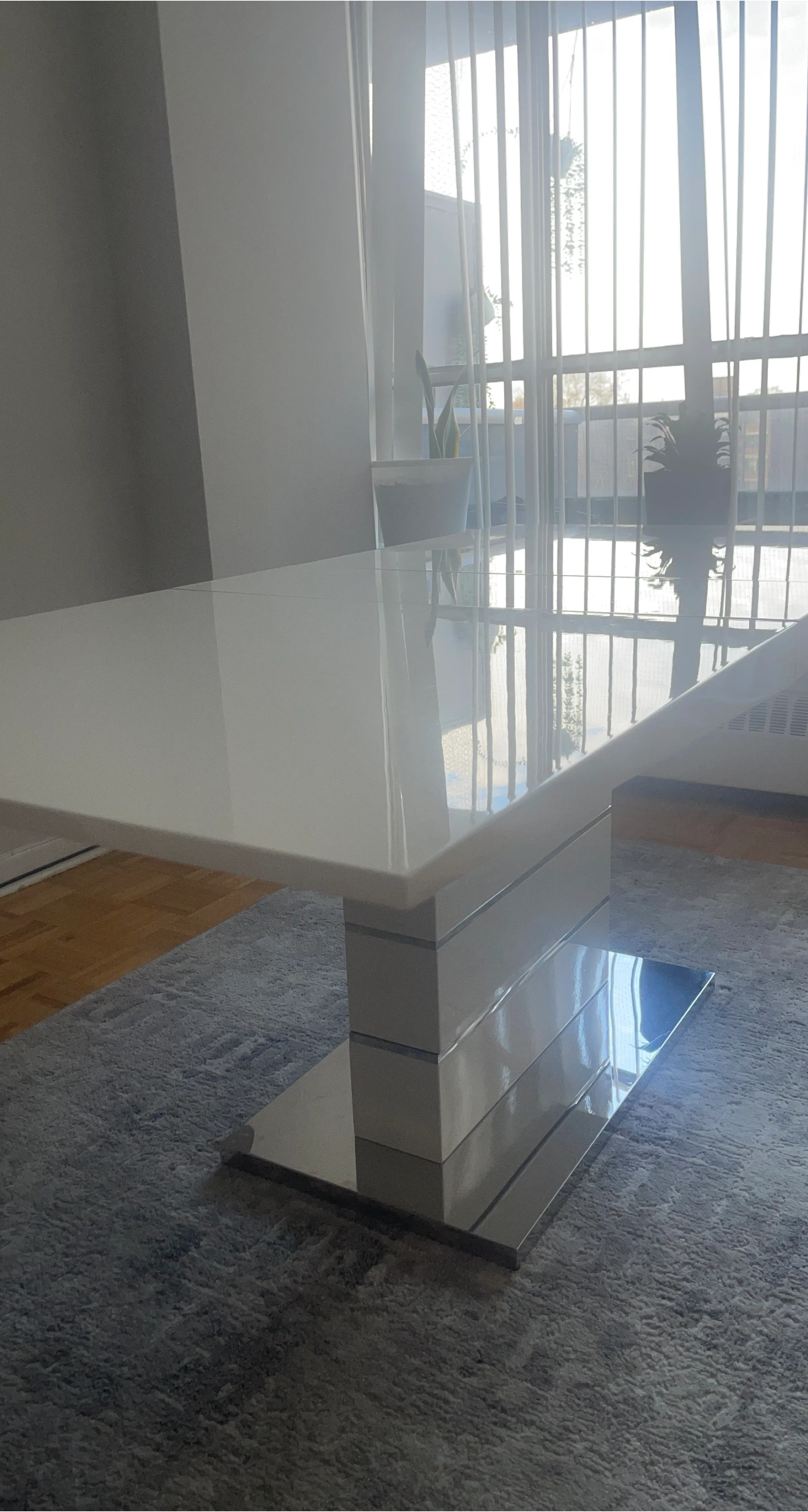 White Modern Dining Table
