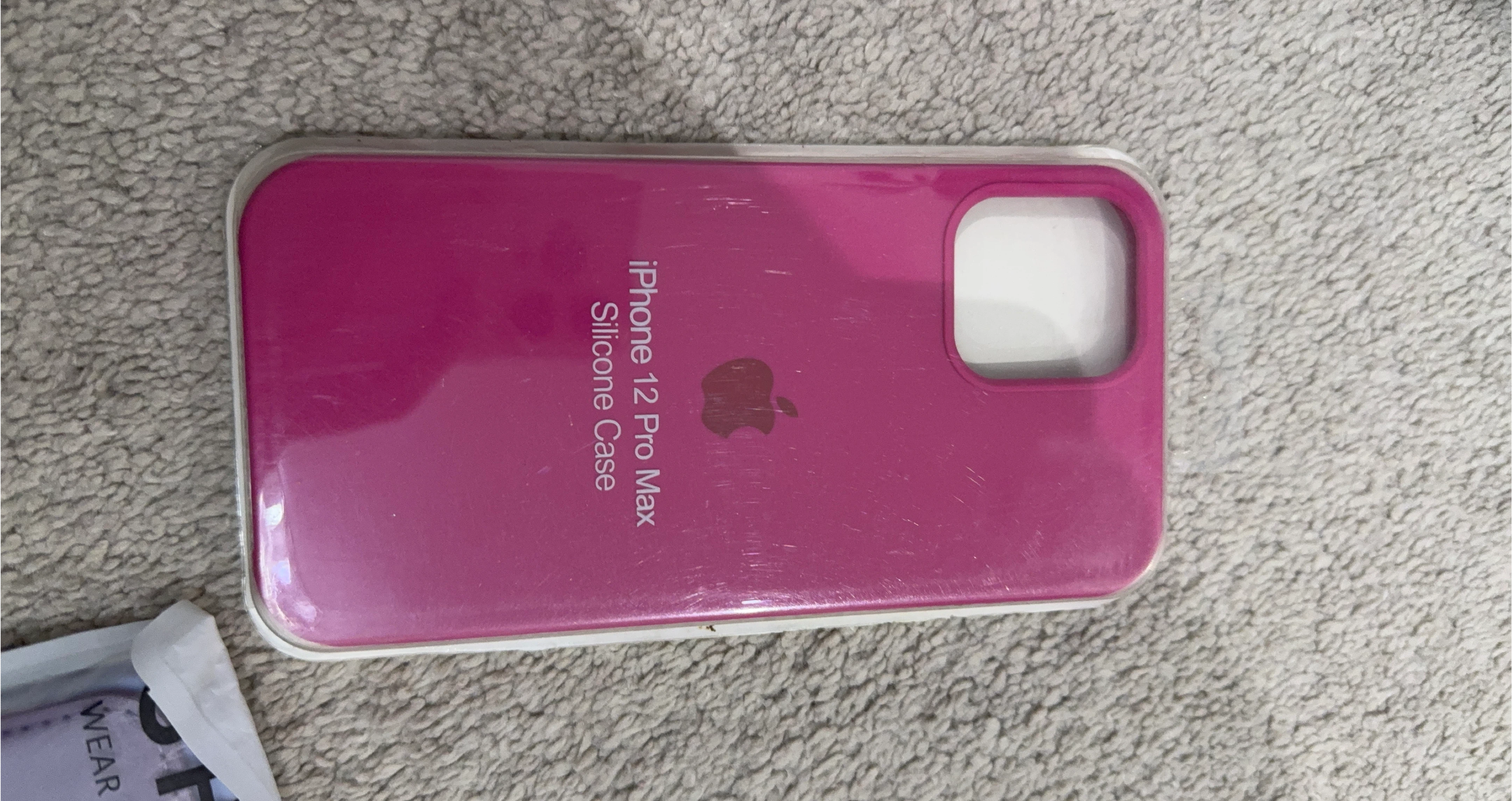 Apple iPhone 12 Pro Max Silicone Case - Pink image indicator(1)