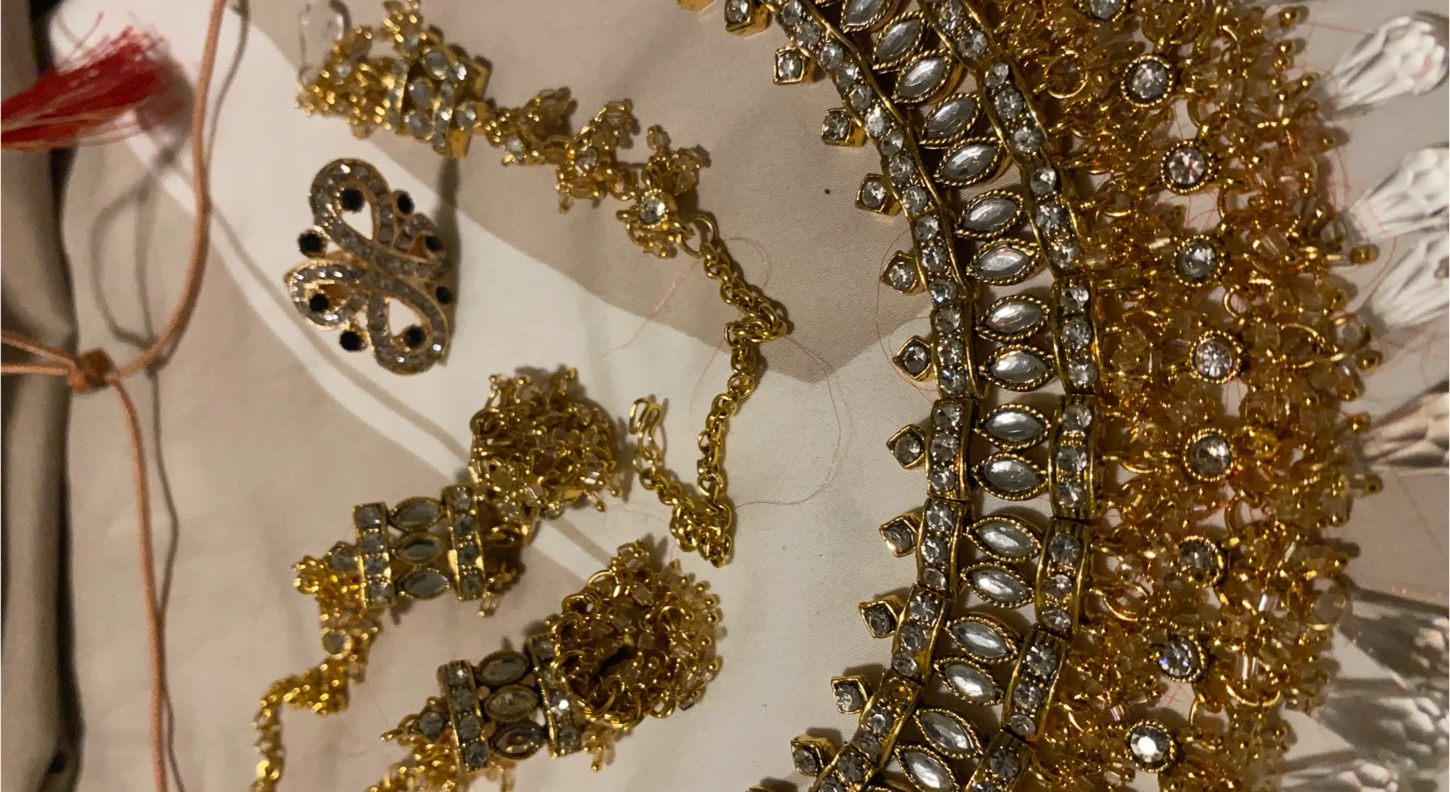 Gold Coloured Jewellery Set