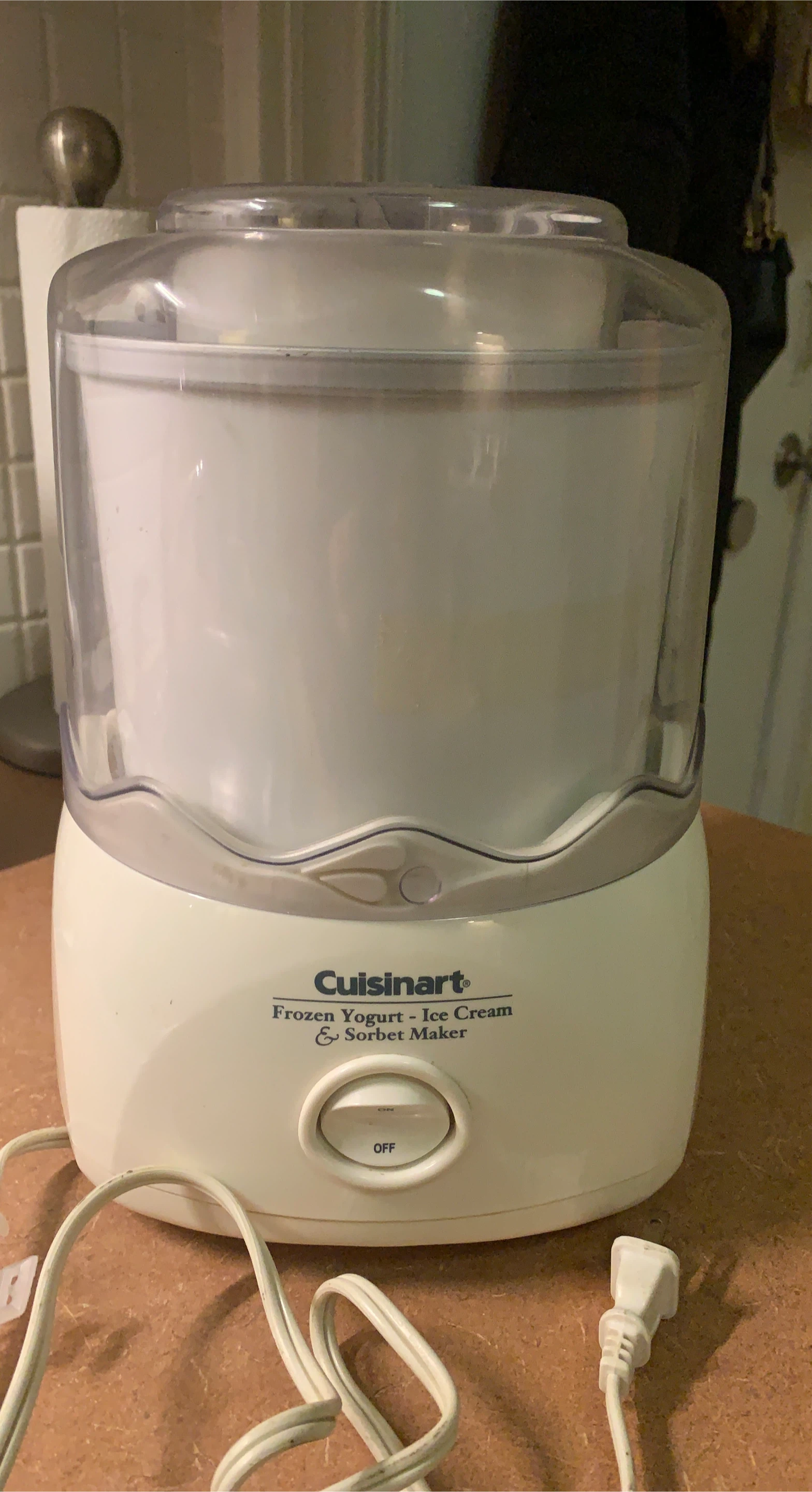 Cuisinart Frozen Yogurt, Ice Cream & Sorbet Maker
