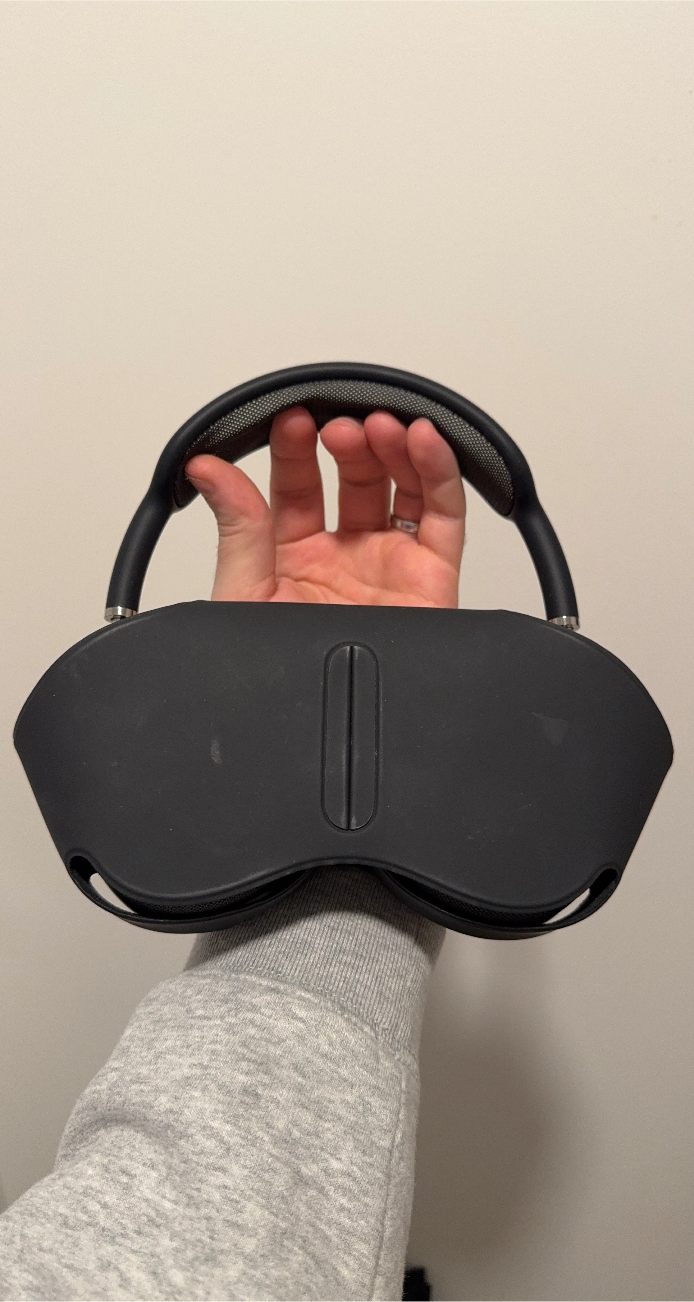 Apple Airpods Max - Dark Grey image indicator(1)