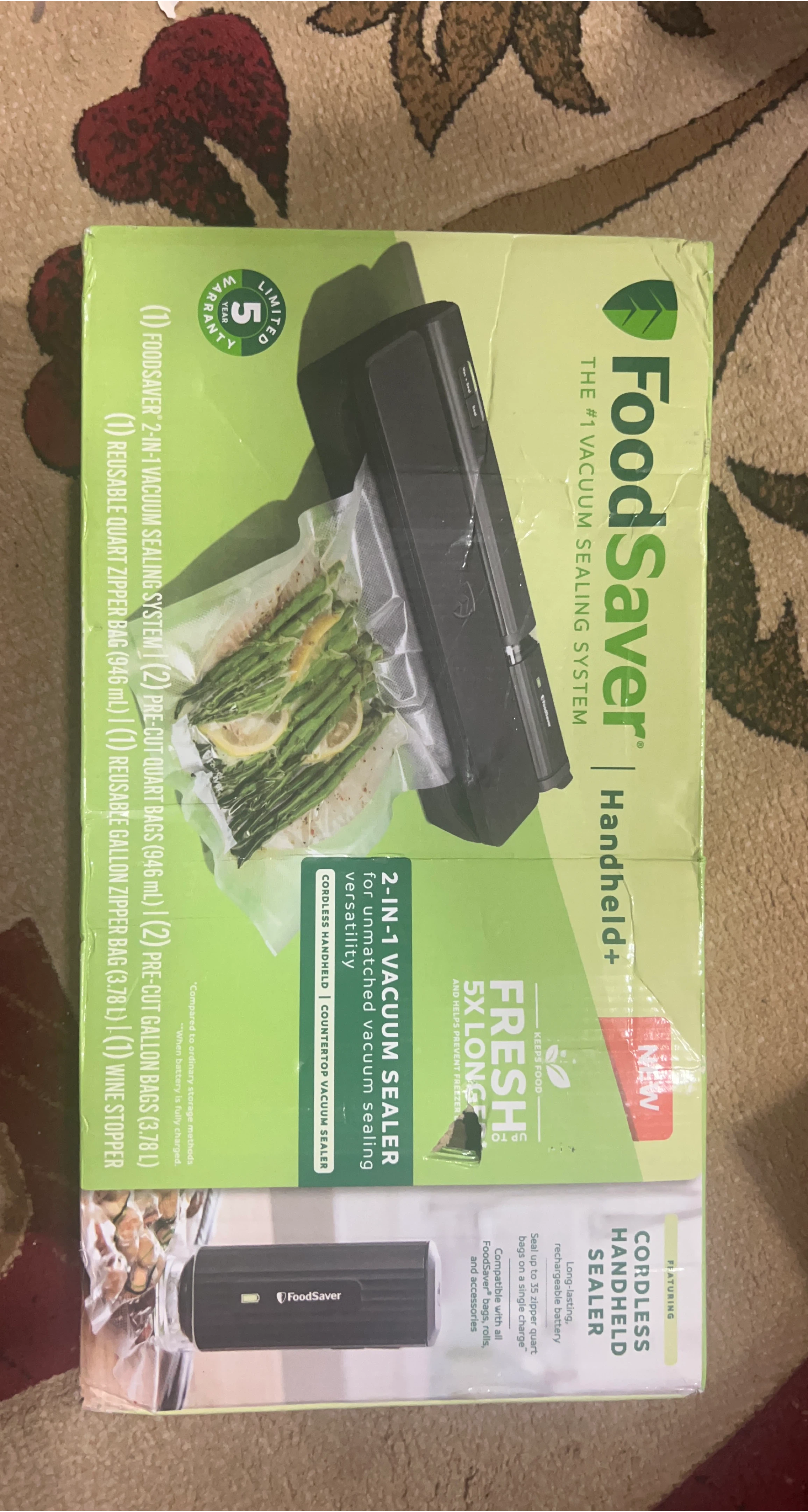 New FoodSaver Handheld+ 2-in-1 Vacuum Sealer