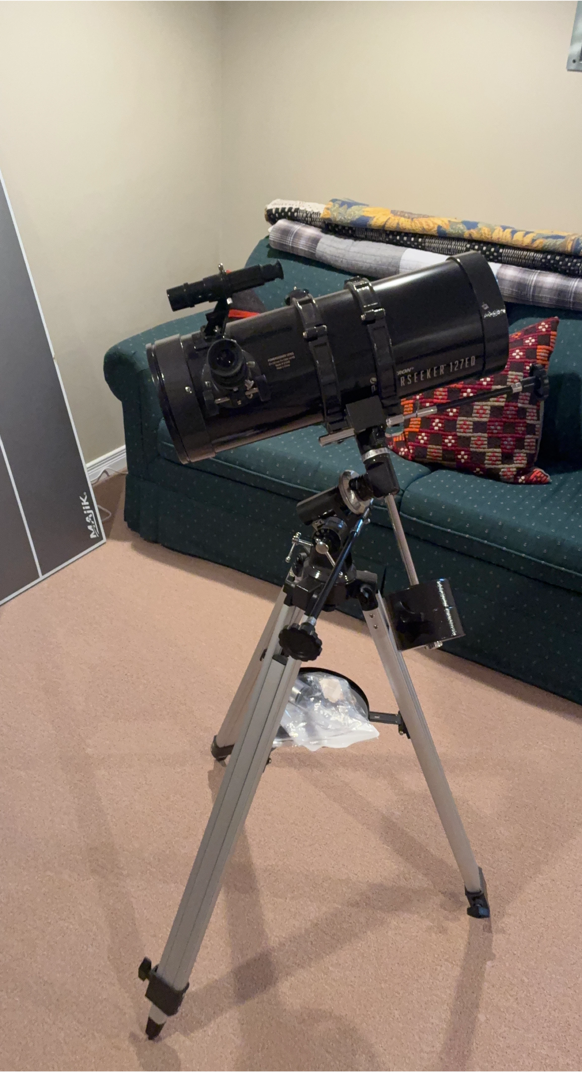 Celestron RSEEKER 127EQ Telescope