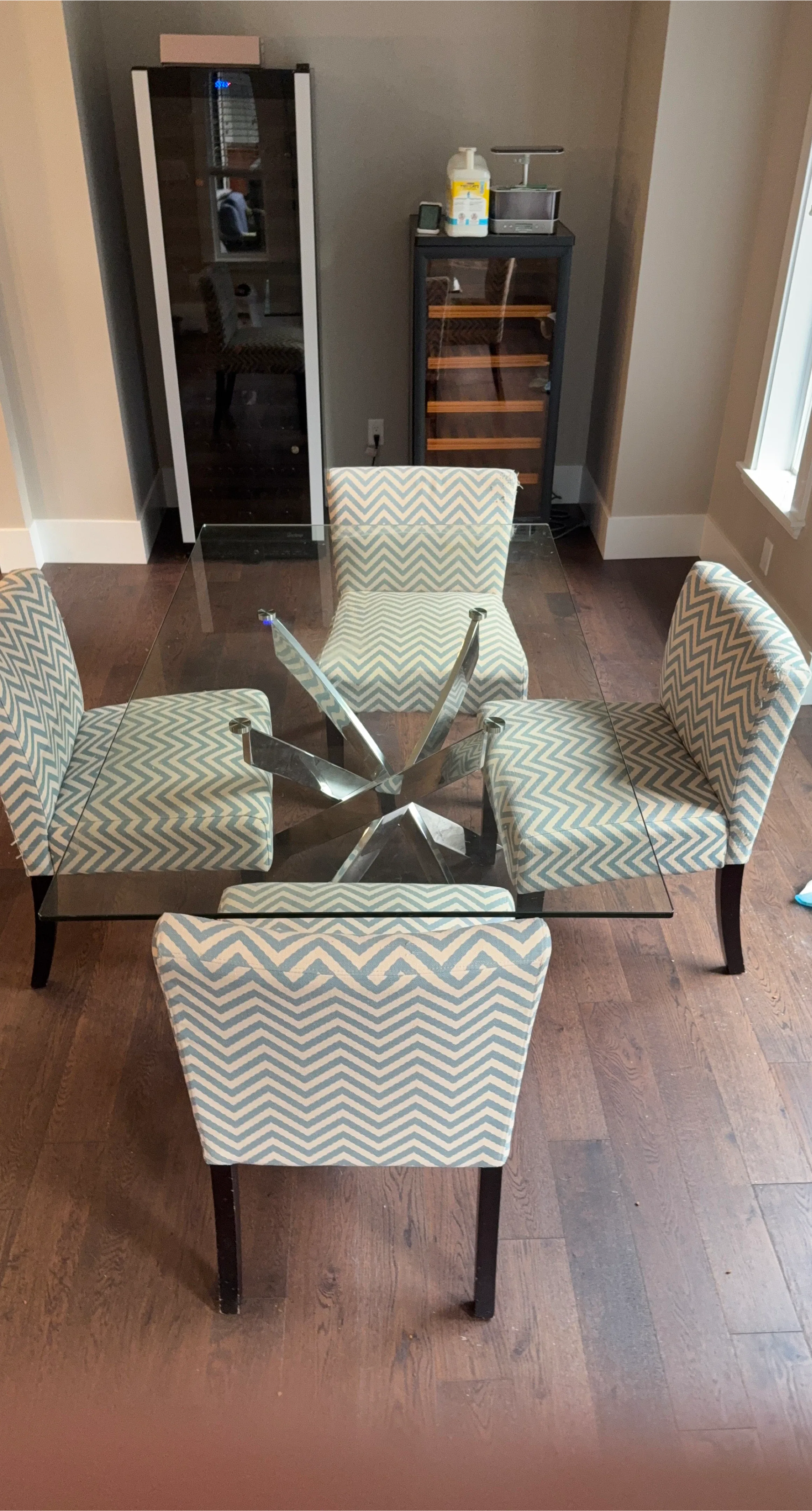 Glass Dining Table with 4 Chevron Chairs