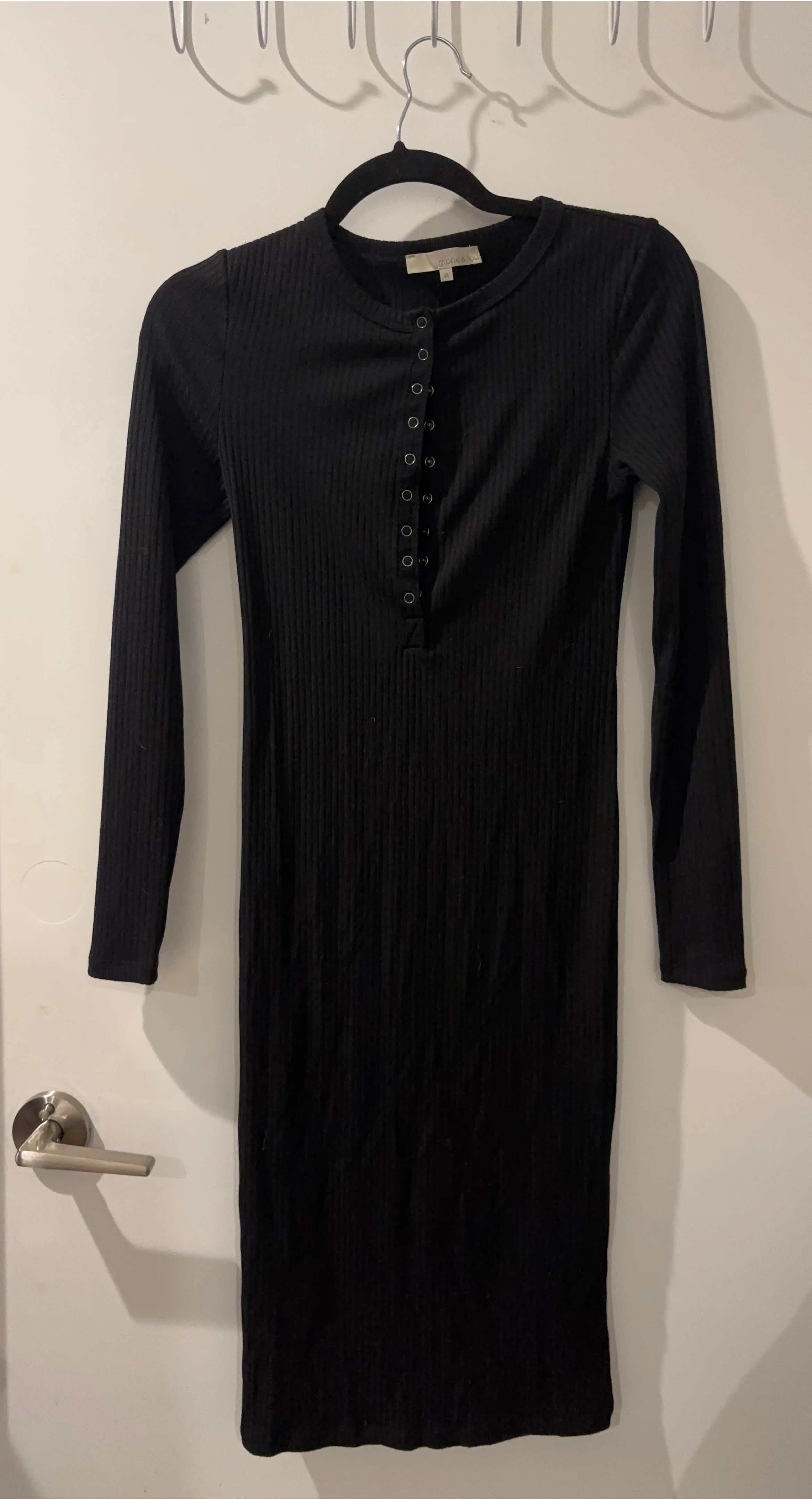 Monk & Lou Black Ribbed Dress - Size M image indicator(1)