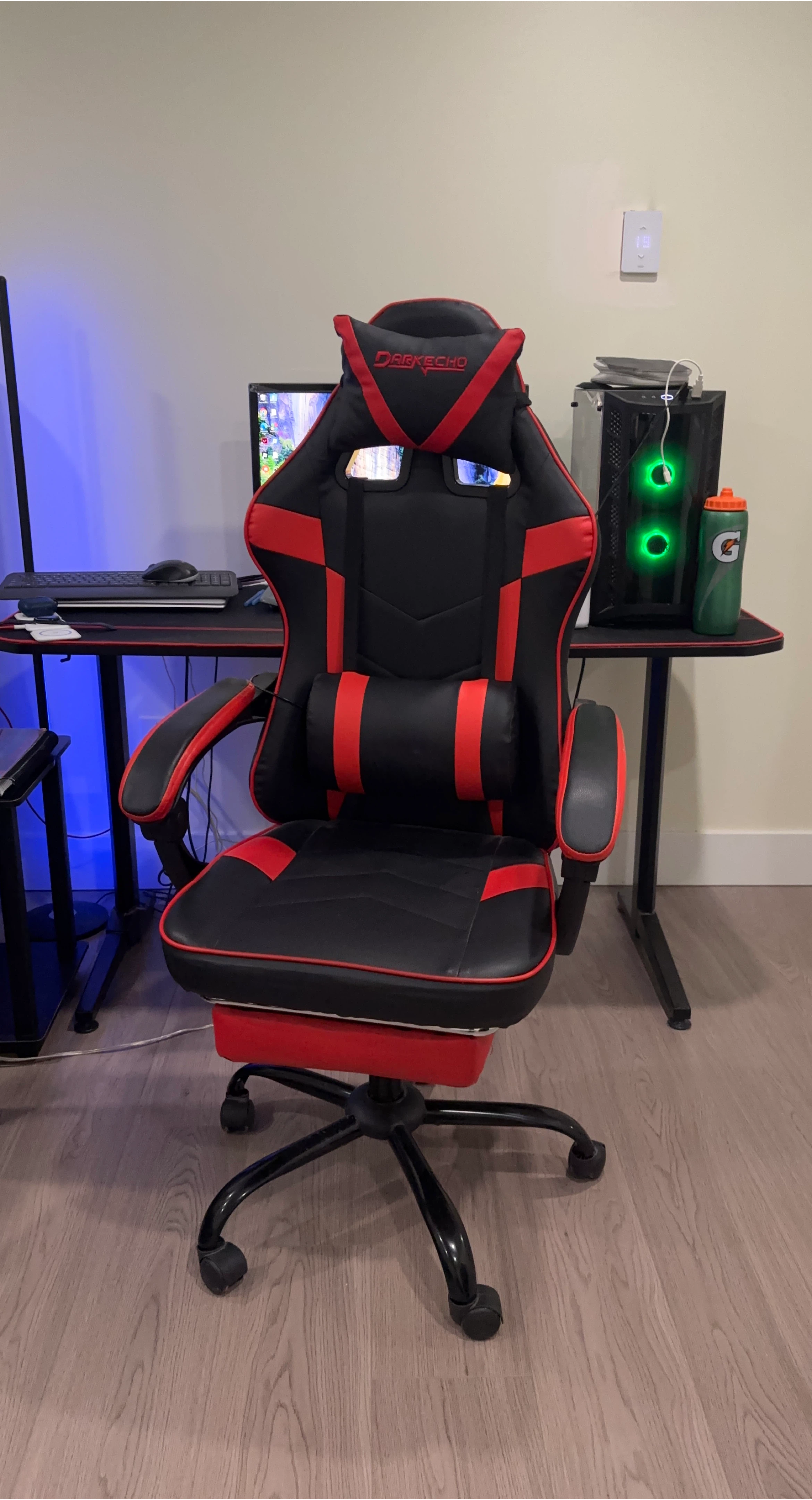Darkecho Massage Gaming Chair - Black and Red