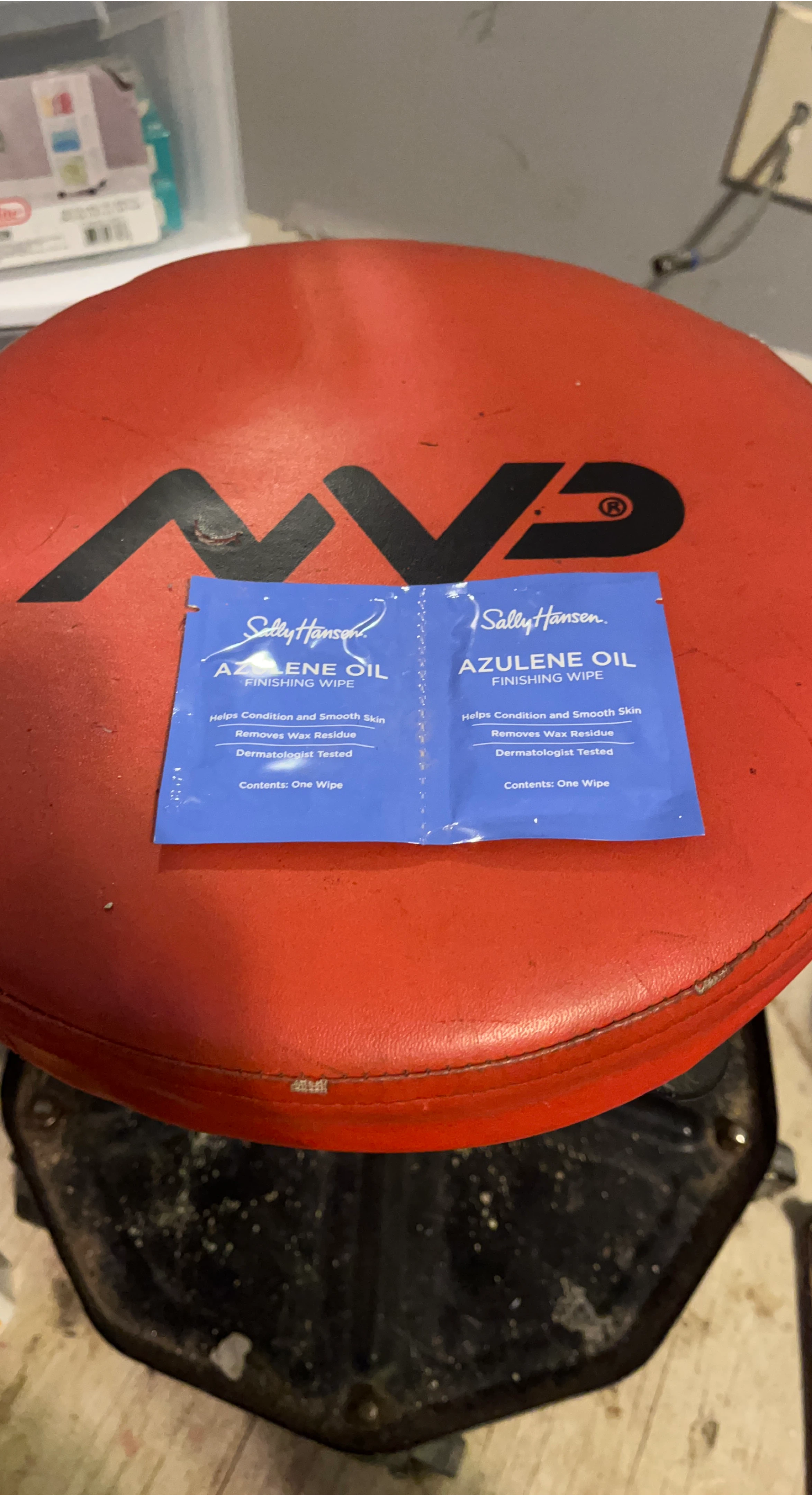 Sally Hansen Azulene Oil Finishing Wipe