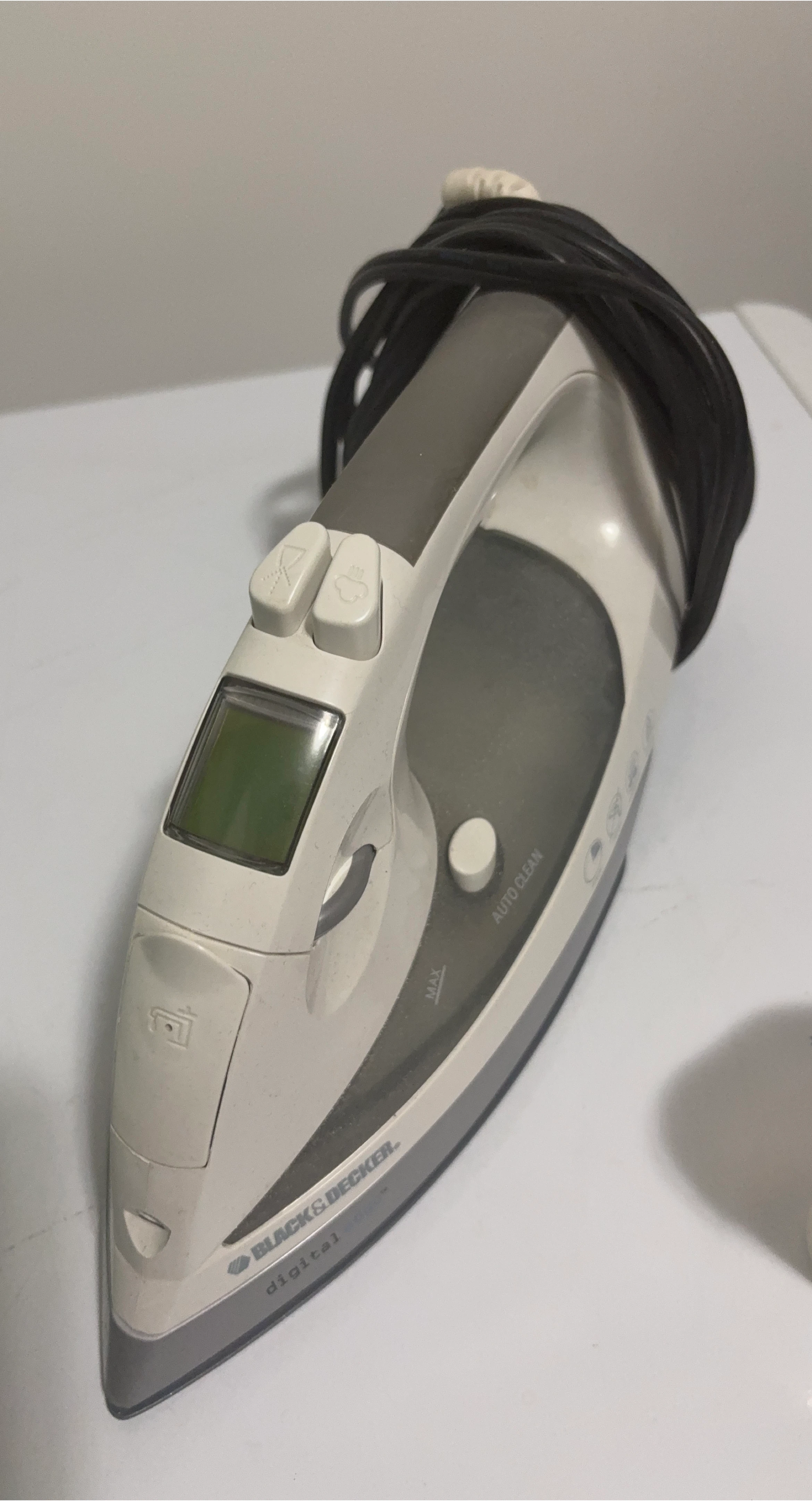 Black & Decker Digital Edge Iron