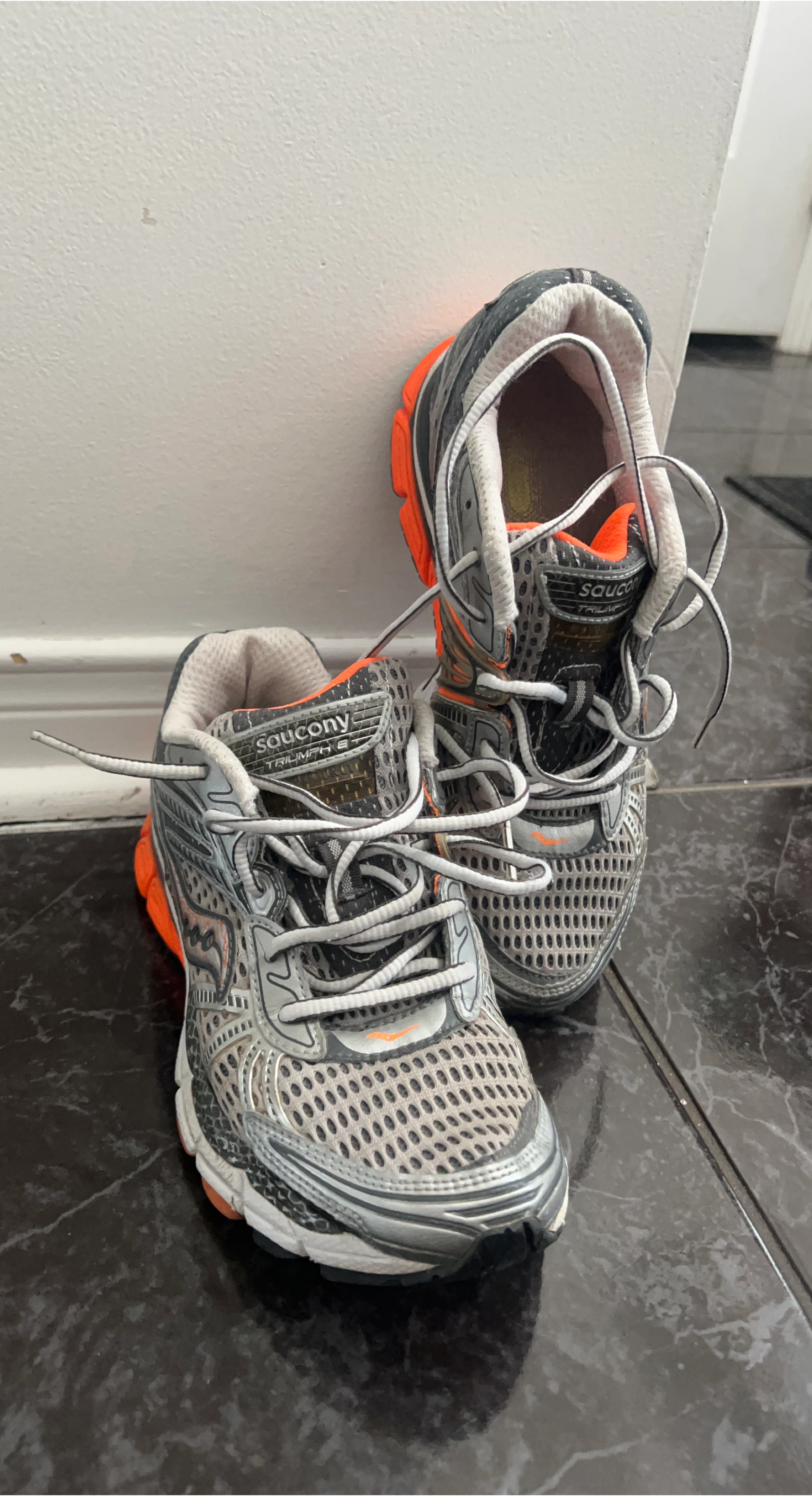 Saucony Triumph 8 Running Shoes