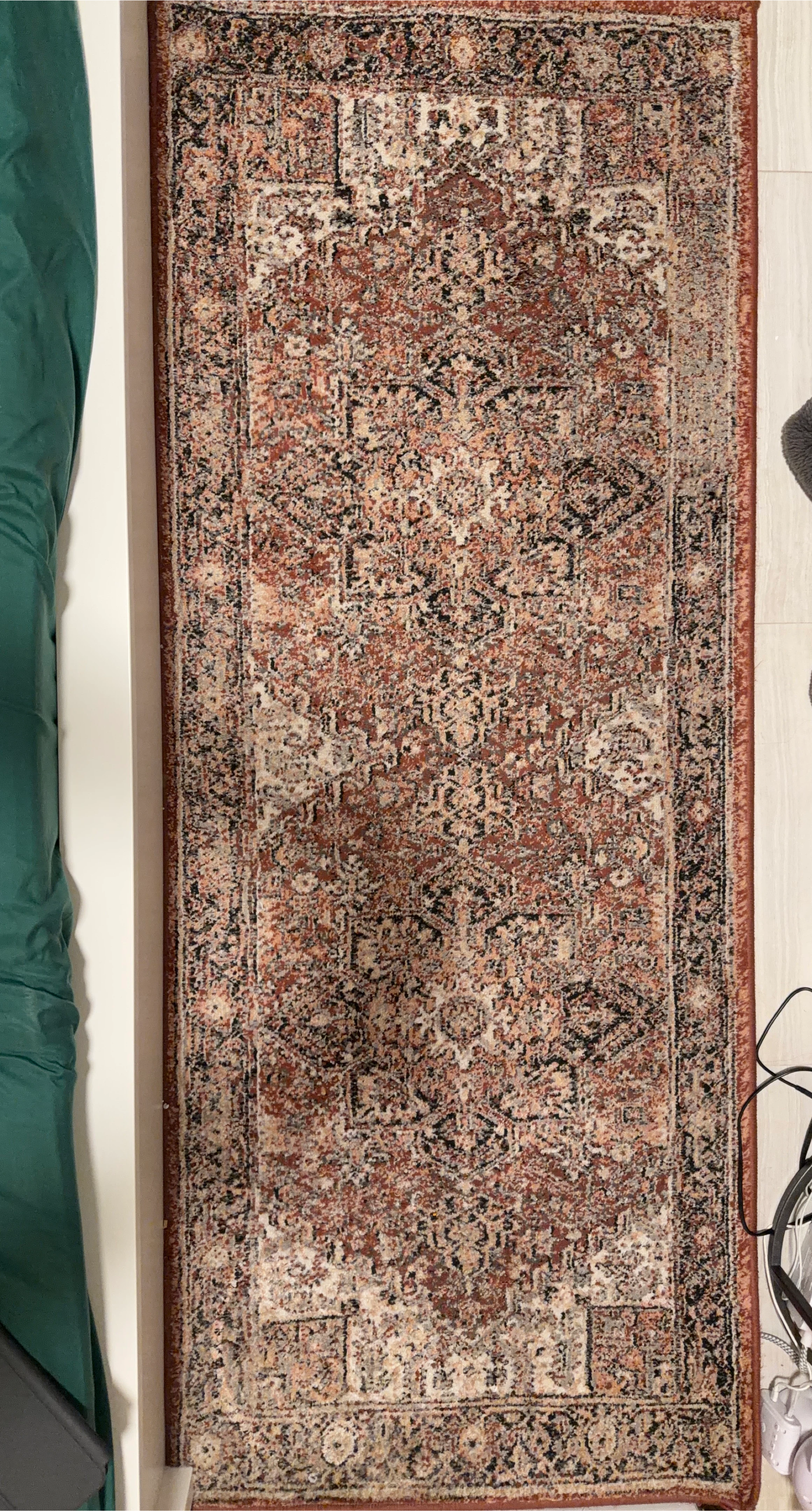Vintage Style Area Rug - Red/Black Pattern