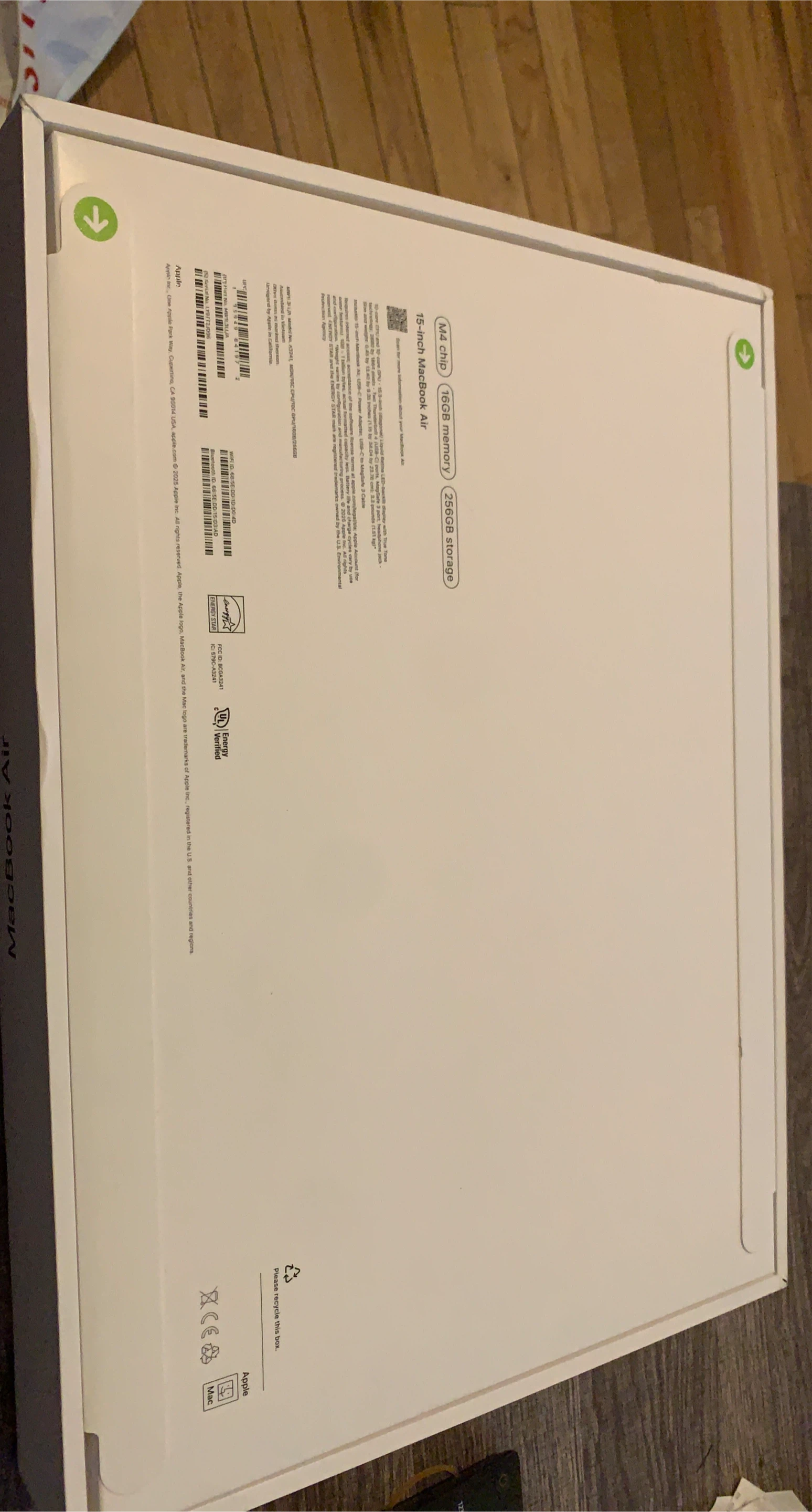 New 15-inch MacBook Air M4 chip 256GB