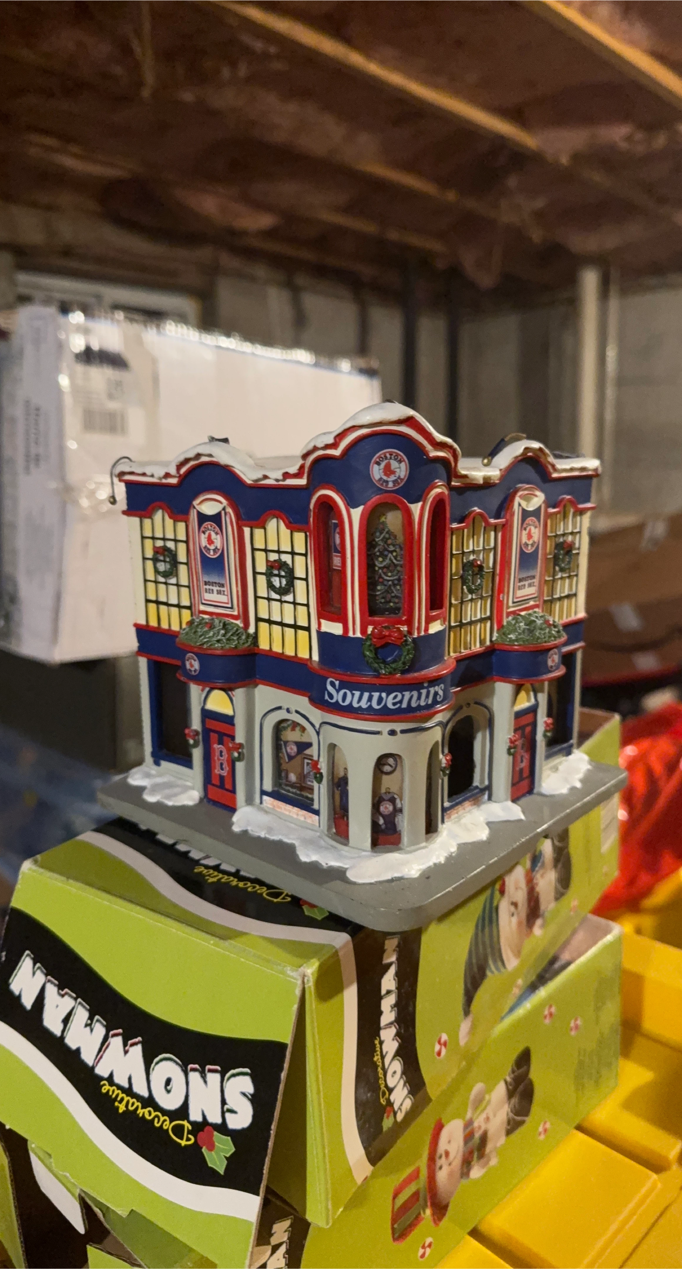 Boston Red Sox Souvenirs Decorative Village House