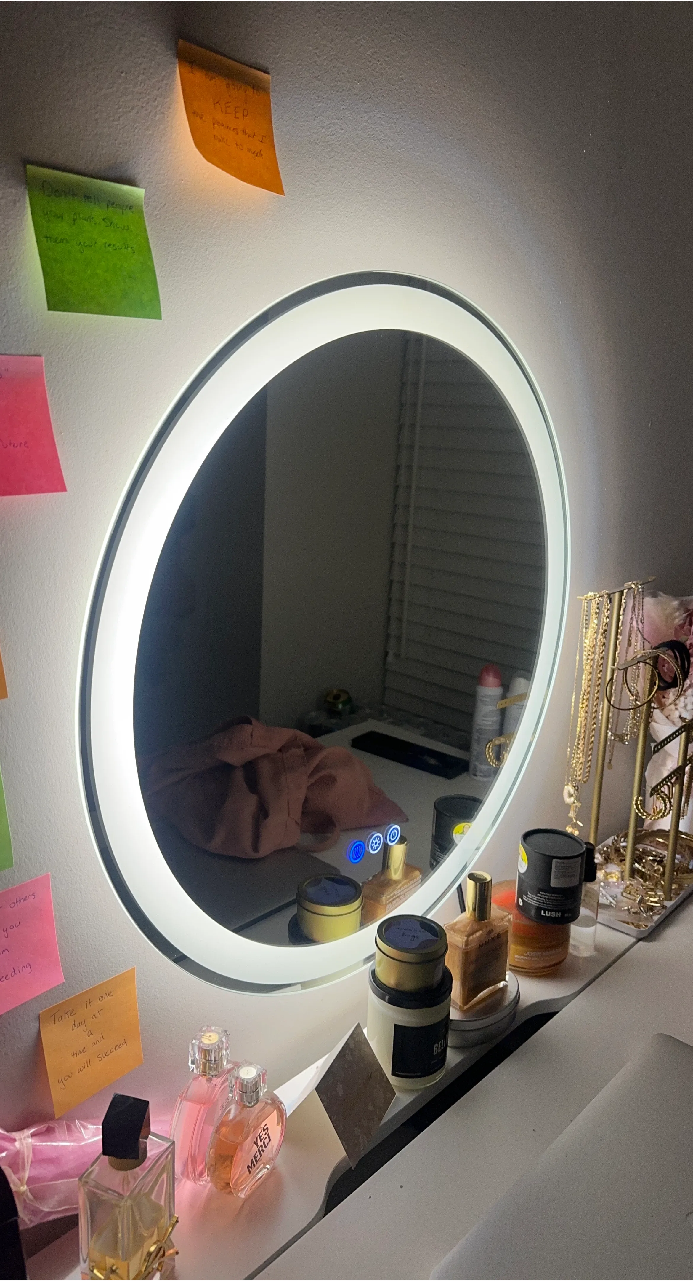 LED Vanity Mirror with Touch Controls