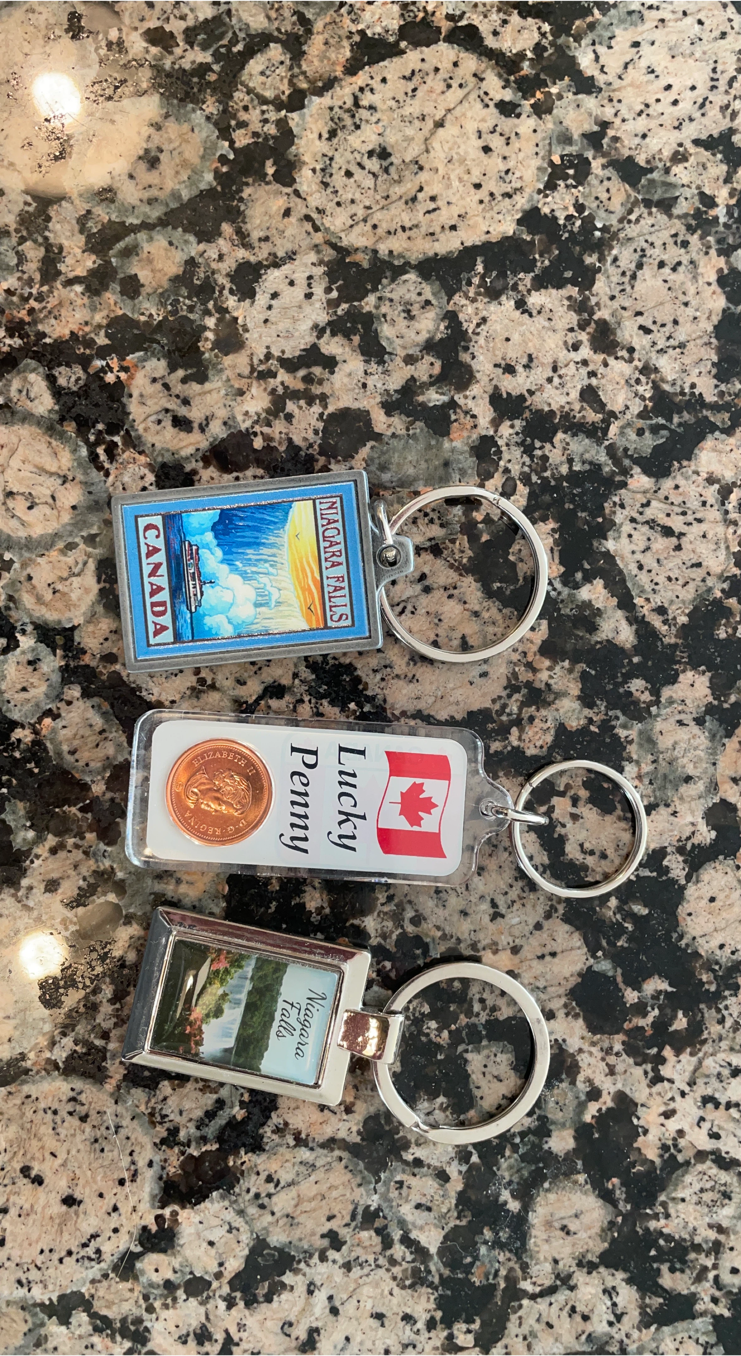 Canada & Niagara Falls Keychains