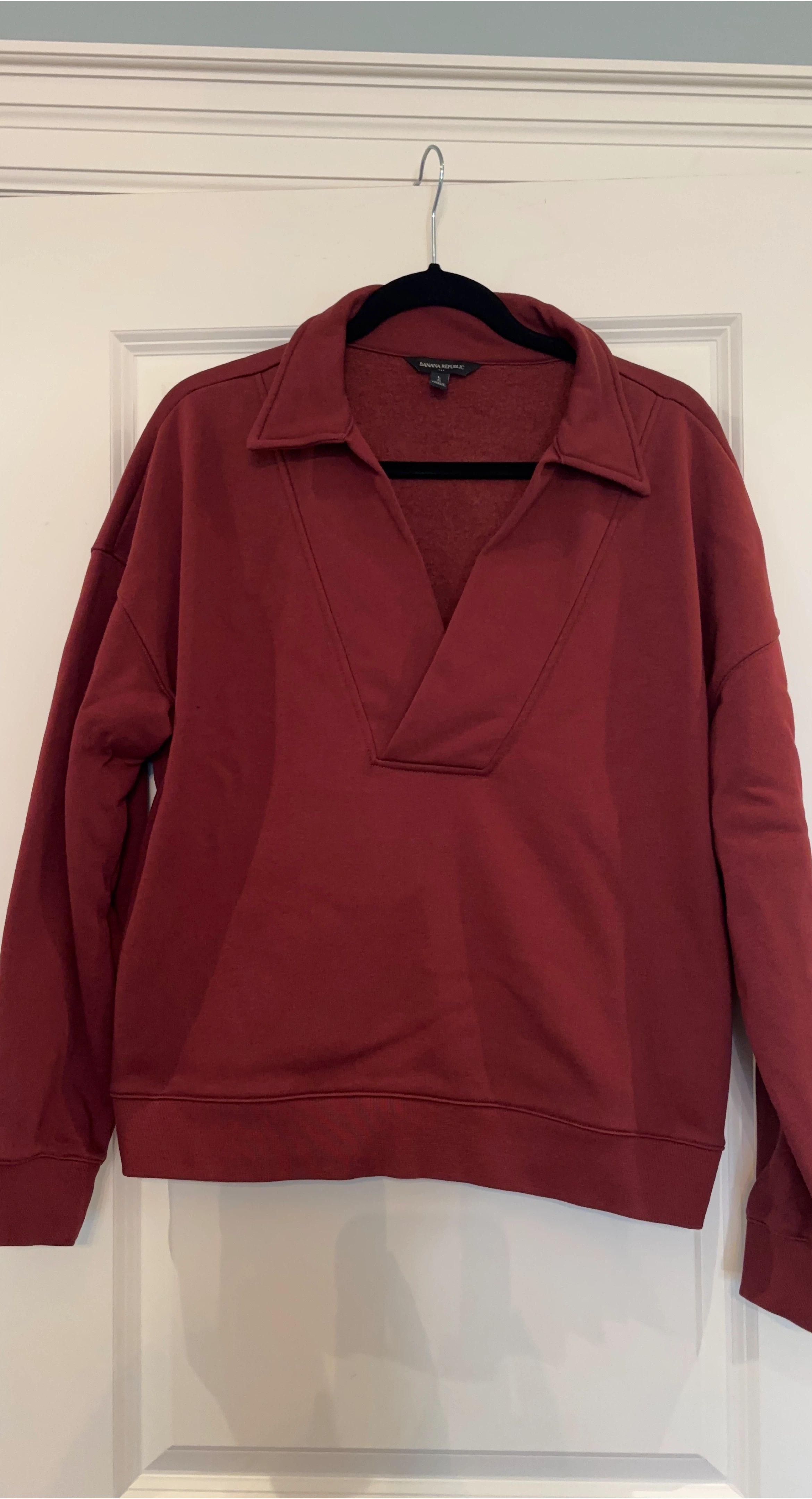 Banana Republic Burgundy Pullover - Size L