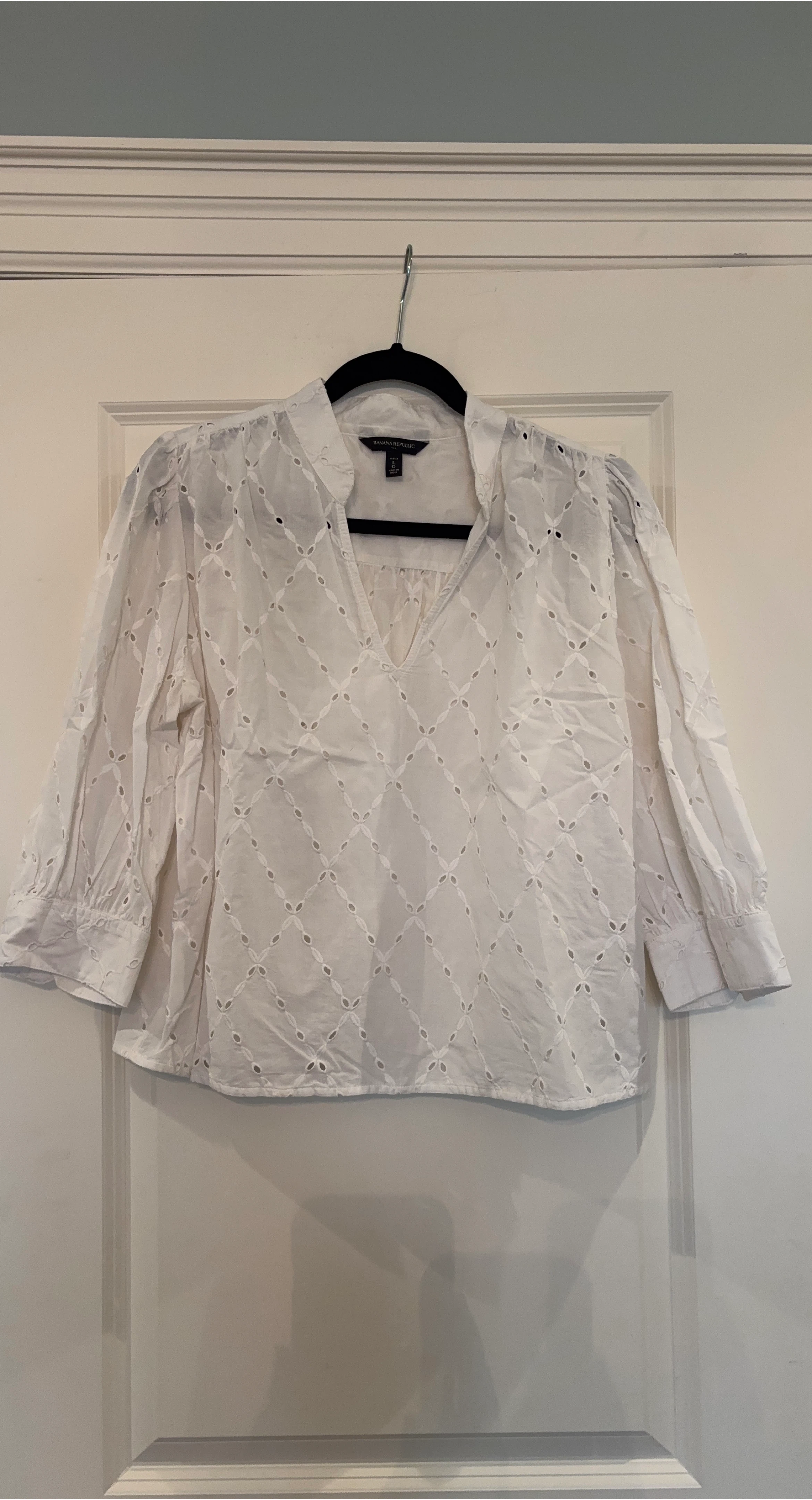 Banana Republic White Eyelet Blouse - L