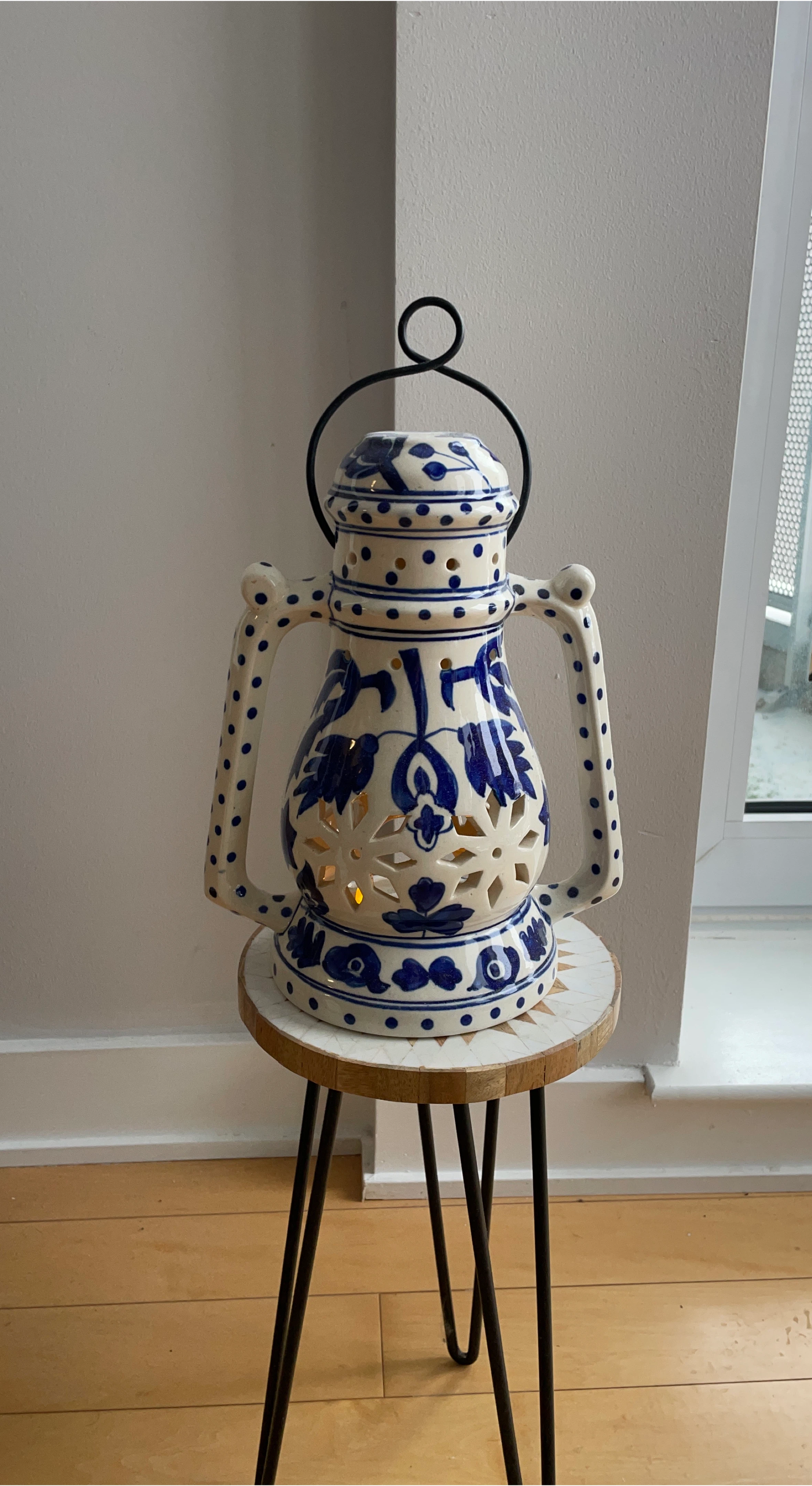 Decorative Ceramic Lantern - Blue & White