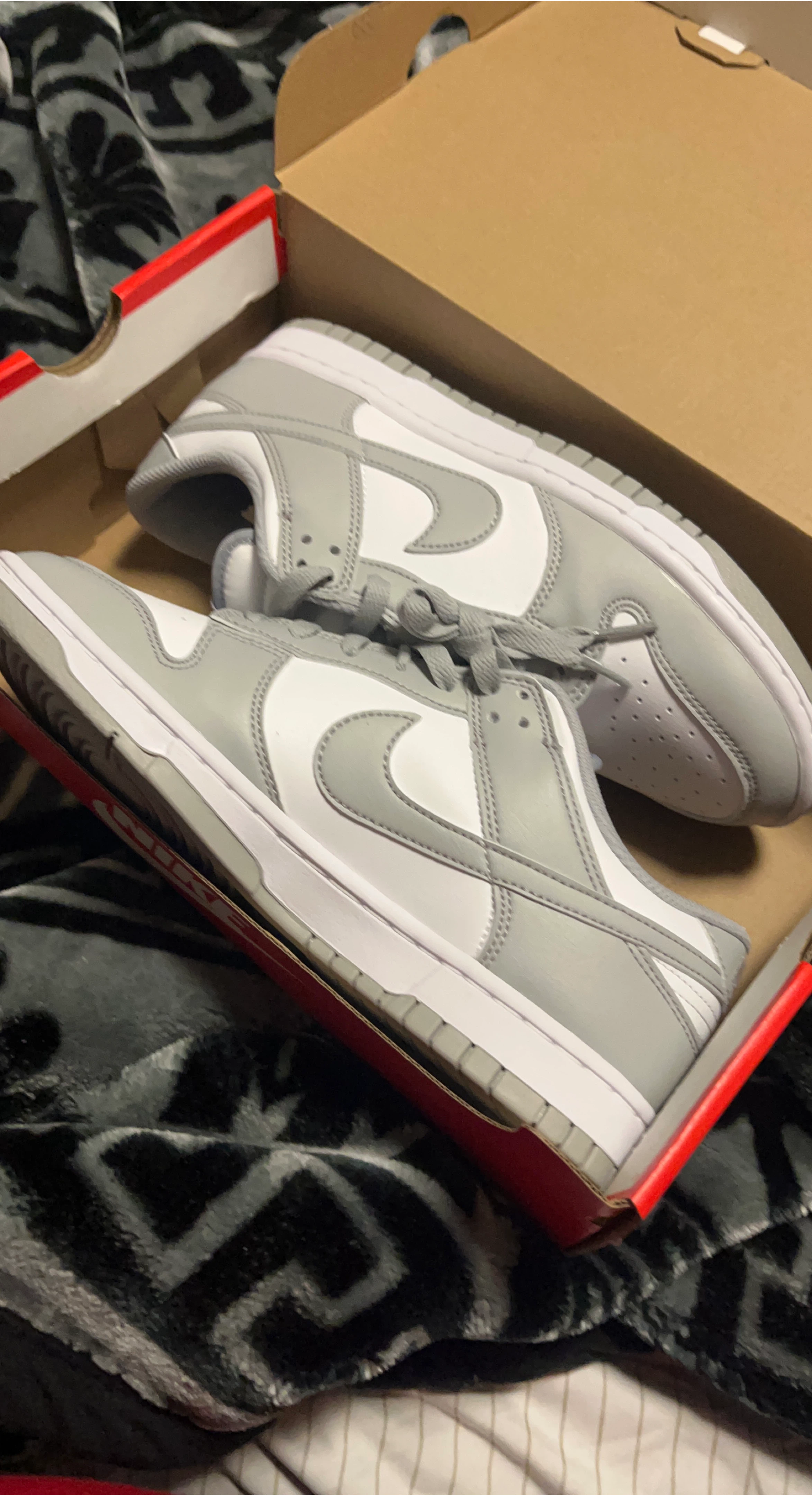 Nike Dunk Low Retro White/Light Smoke Grey - Size 8.5