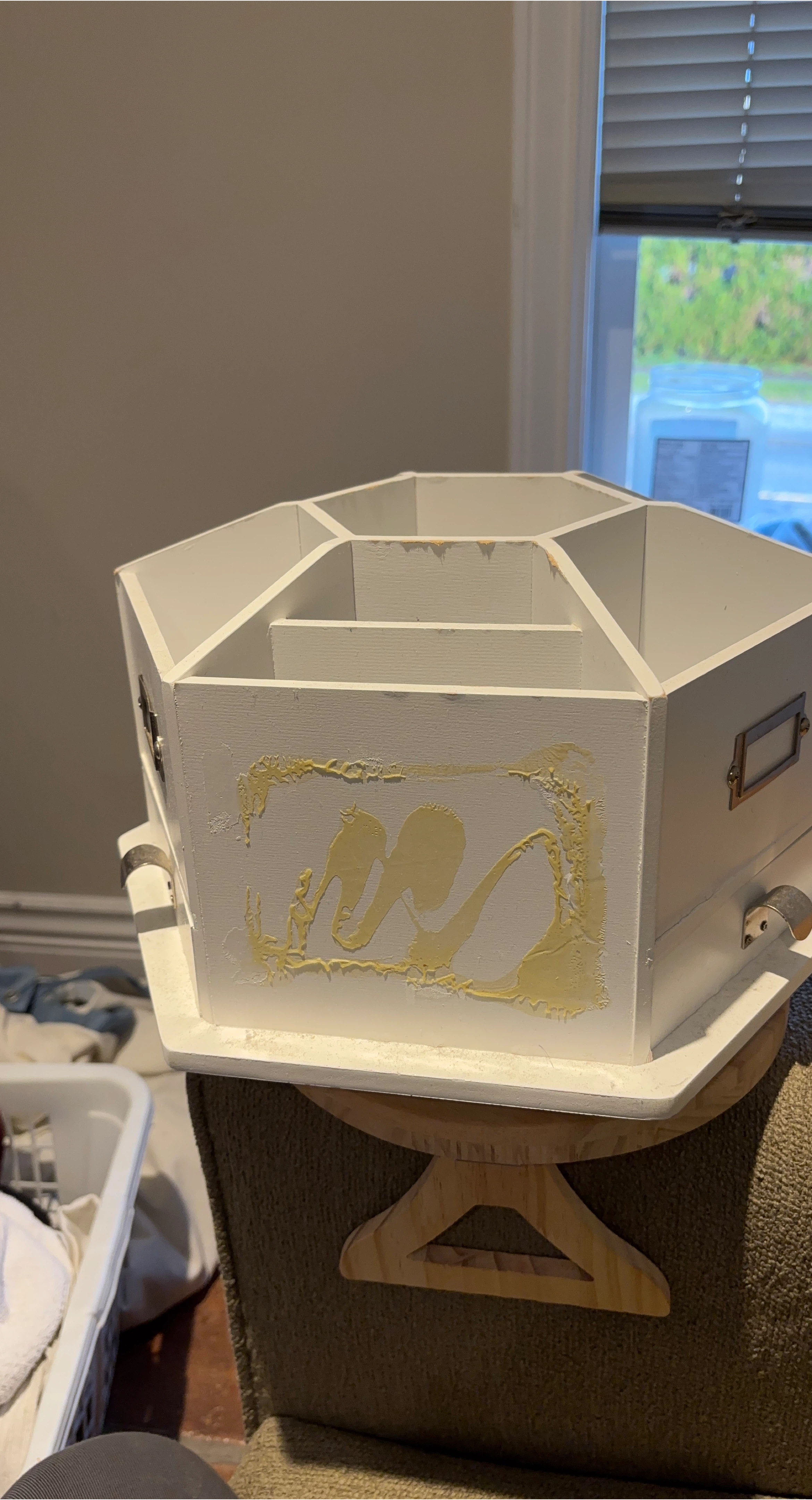 ❄️White Wooden Organizer