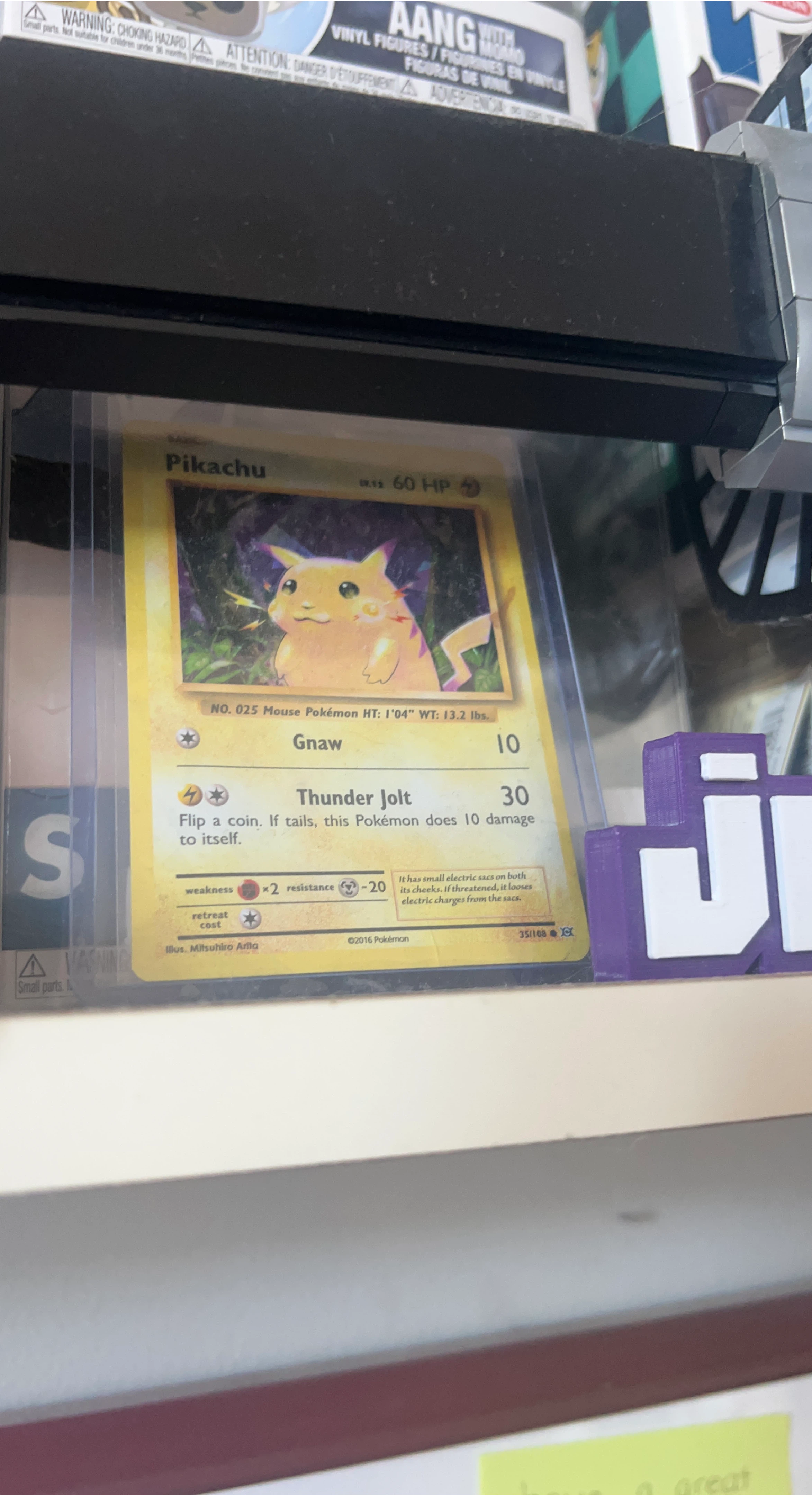 Pikachu Pokémon Card