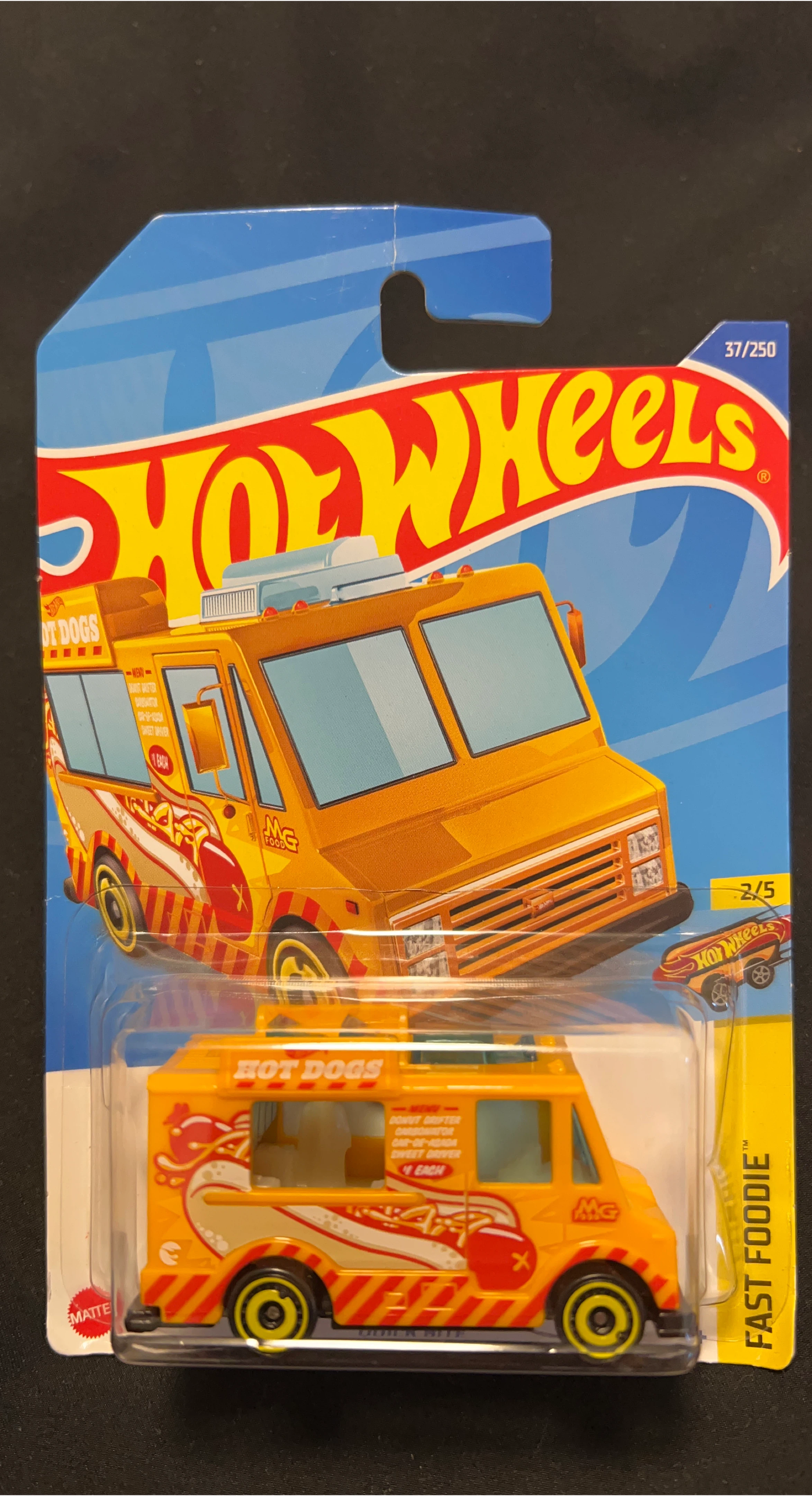 Hot Wheels Treasure Hunt - New in-package