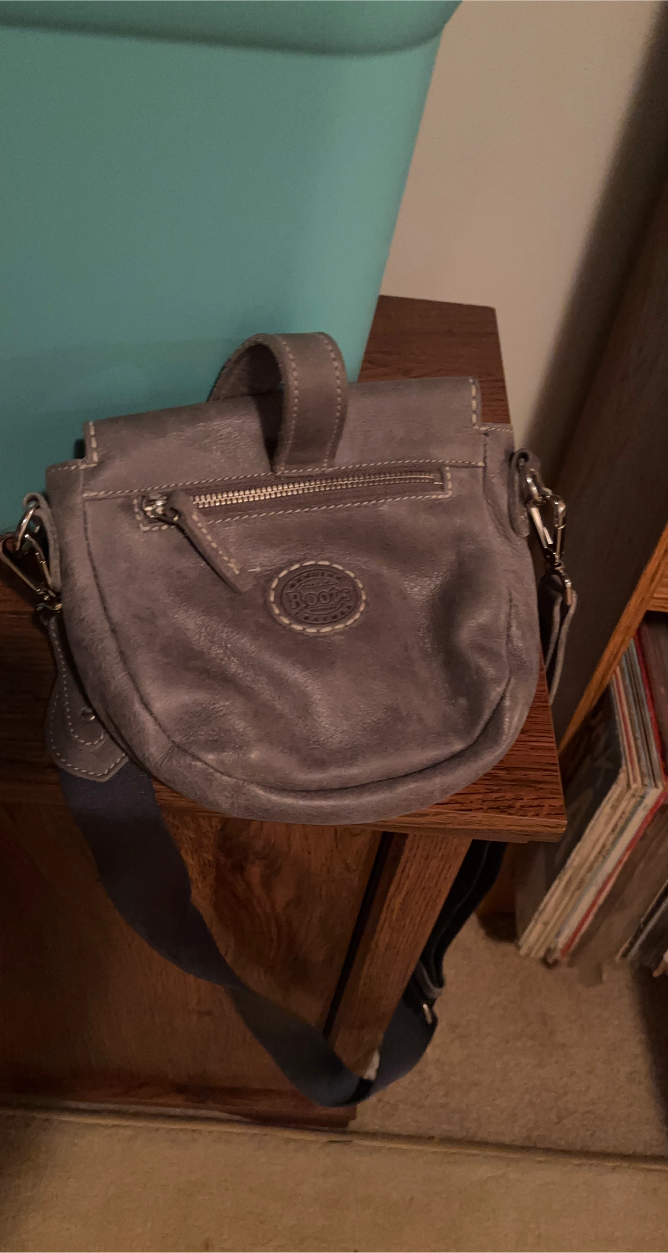 Roots Leather Crossbody Bag - Grey