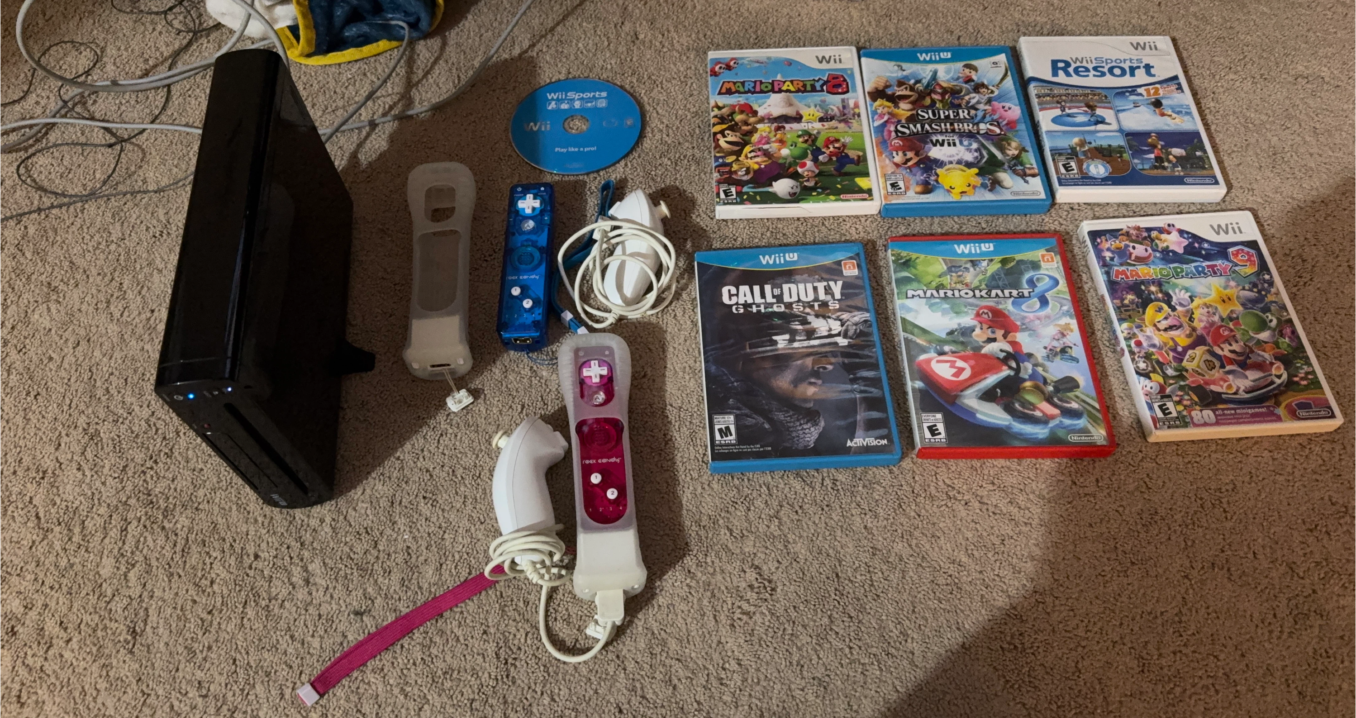 Nintendo Wii U Console & Games Bundle