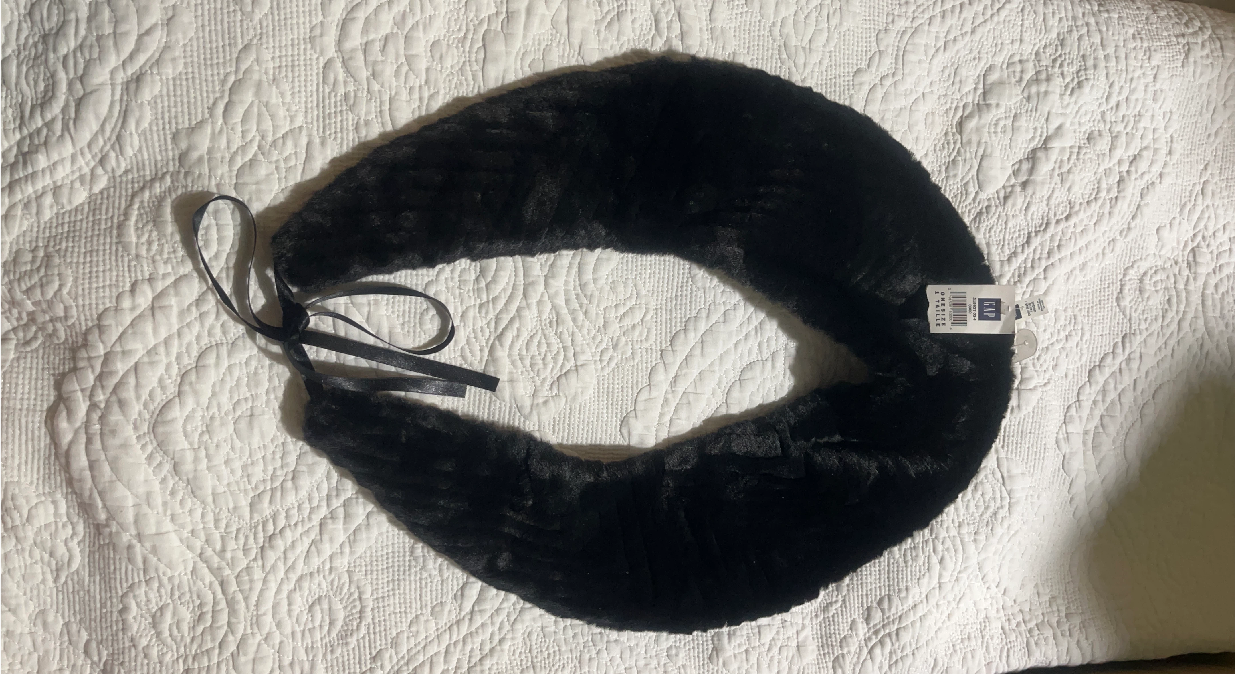 GAP Black Faux Fur Scarf - One Size
