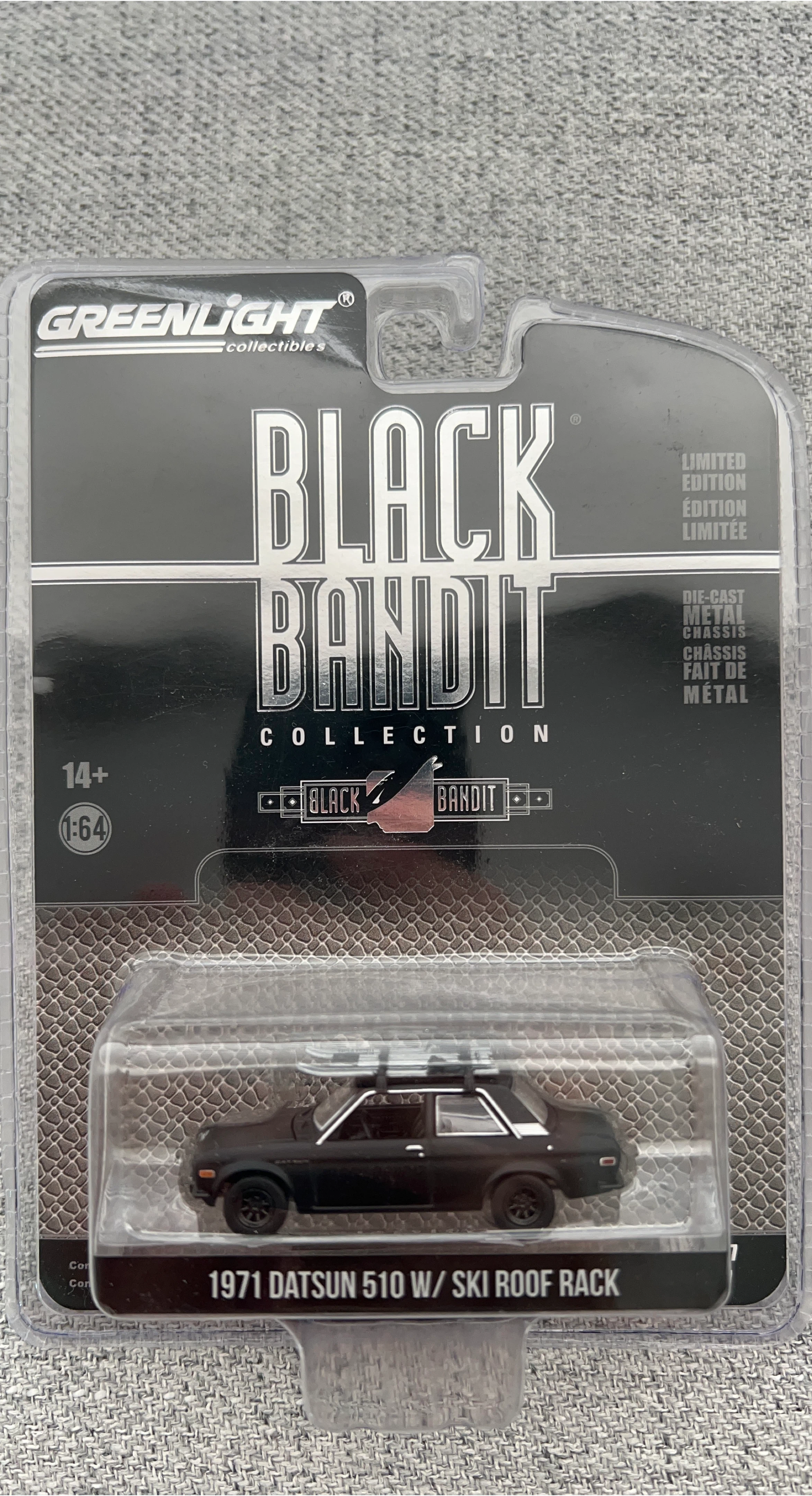 Greenlight Black Bandit 1971 Datsun 510 w/ Ski Rack