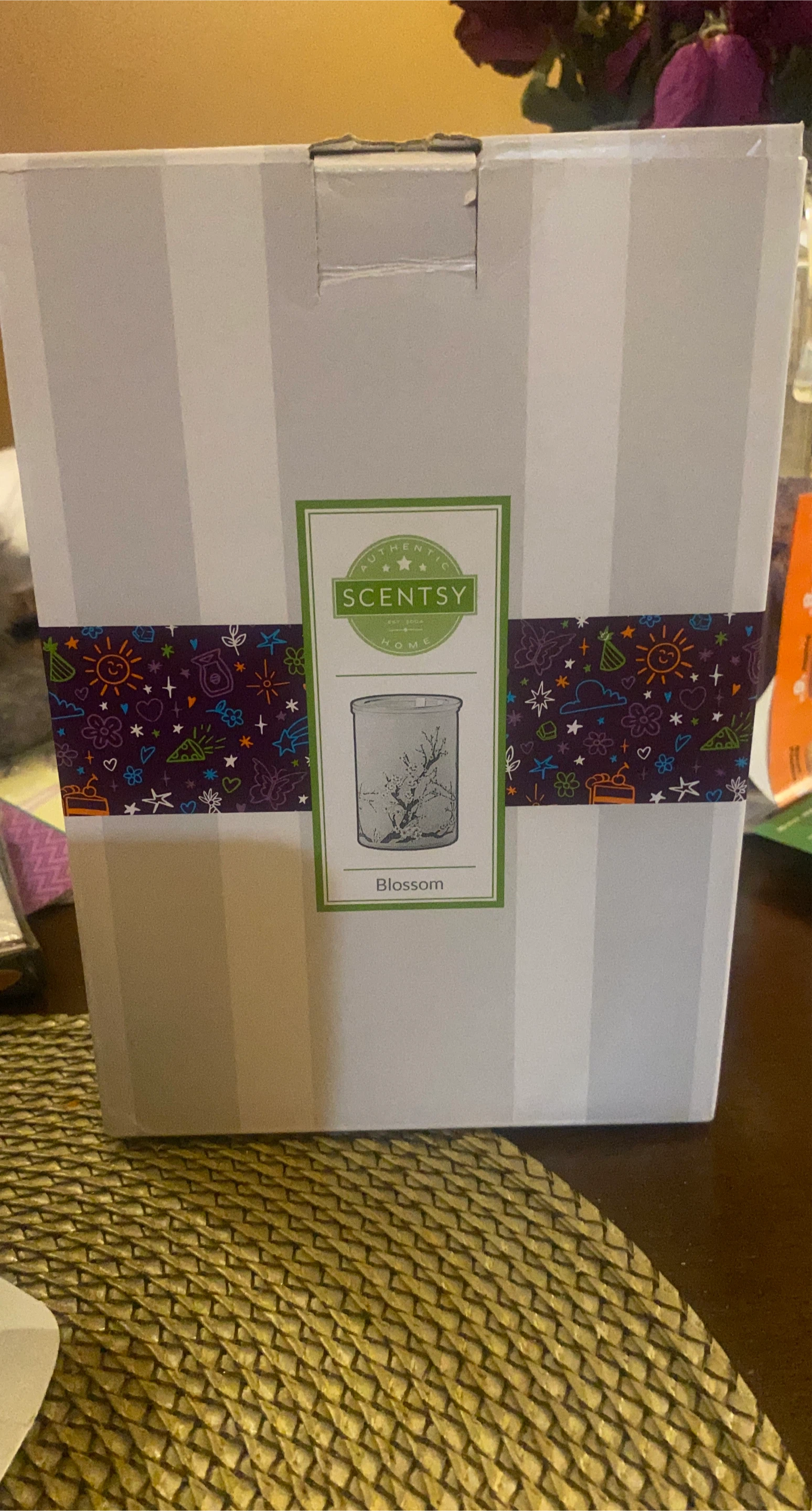 Scentsy Blossom Warmer - New in Box!