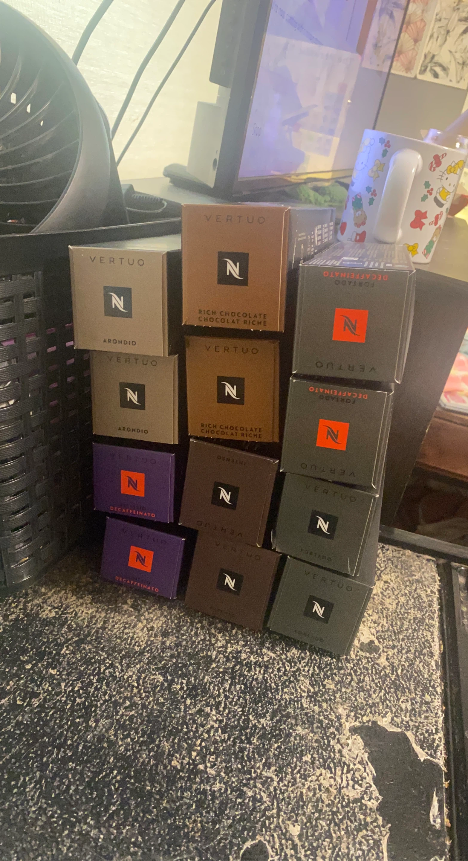 Nespresso pods - 5 flavours + decaf