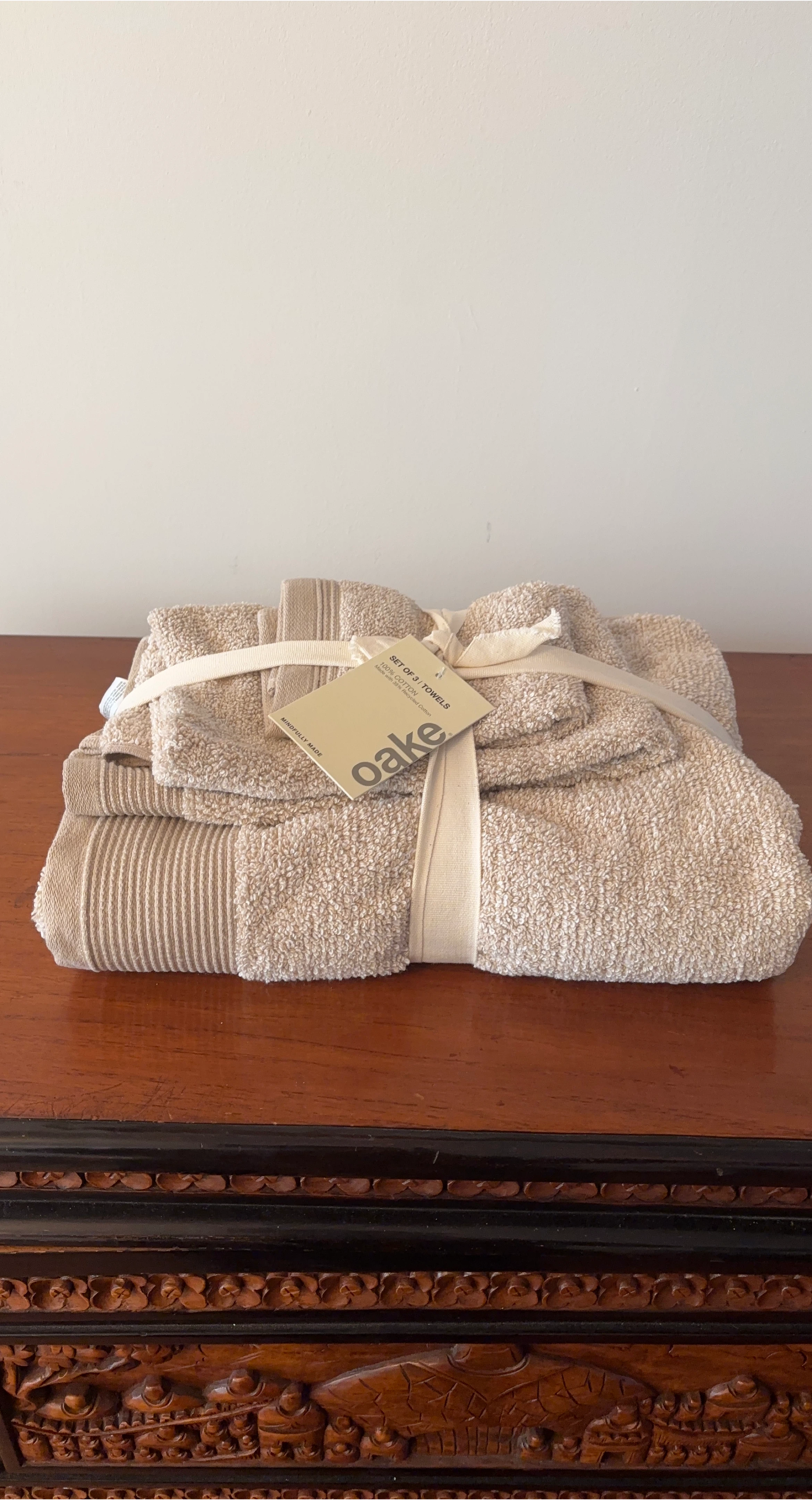 Oake Set of 3 Beige Towels - New