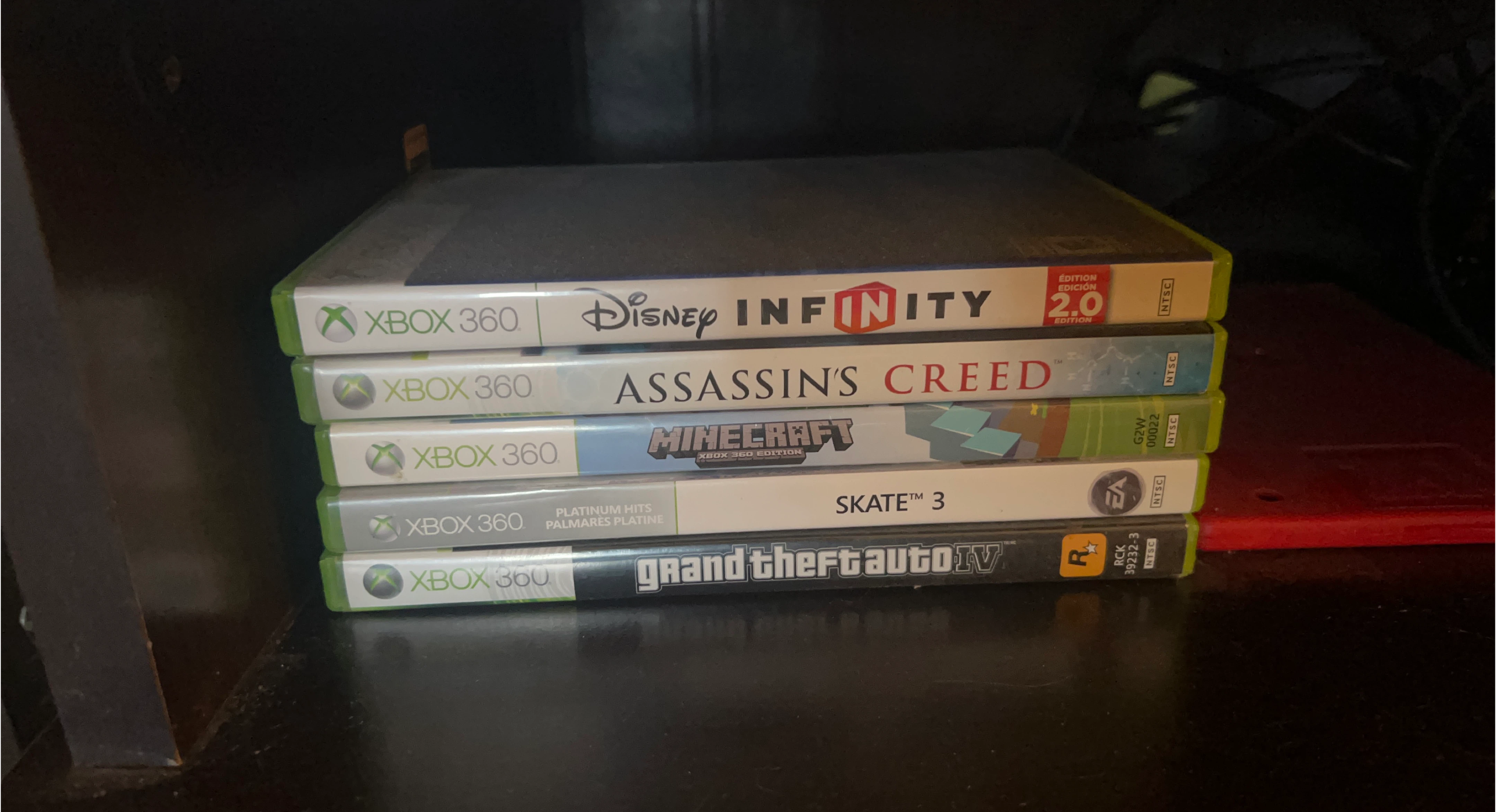 Xbox 360 Games: Disney Infinity, Assassin's Creed, Minecraft...