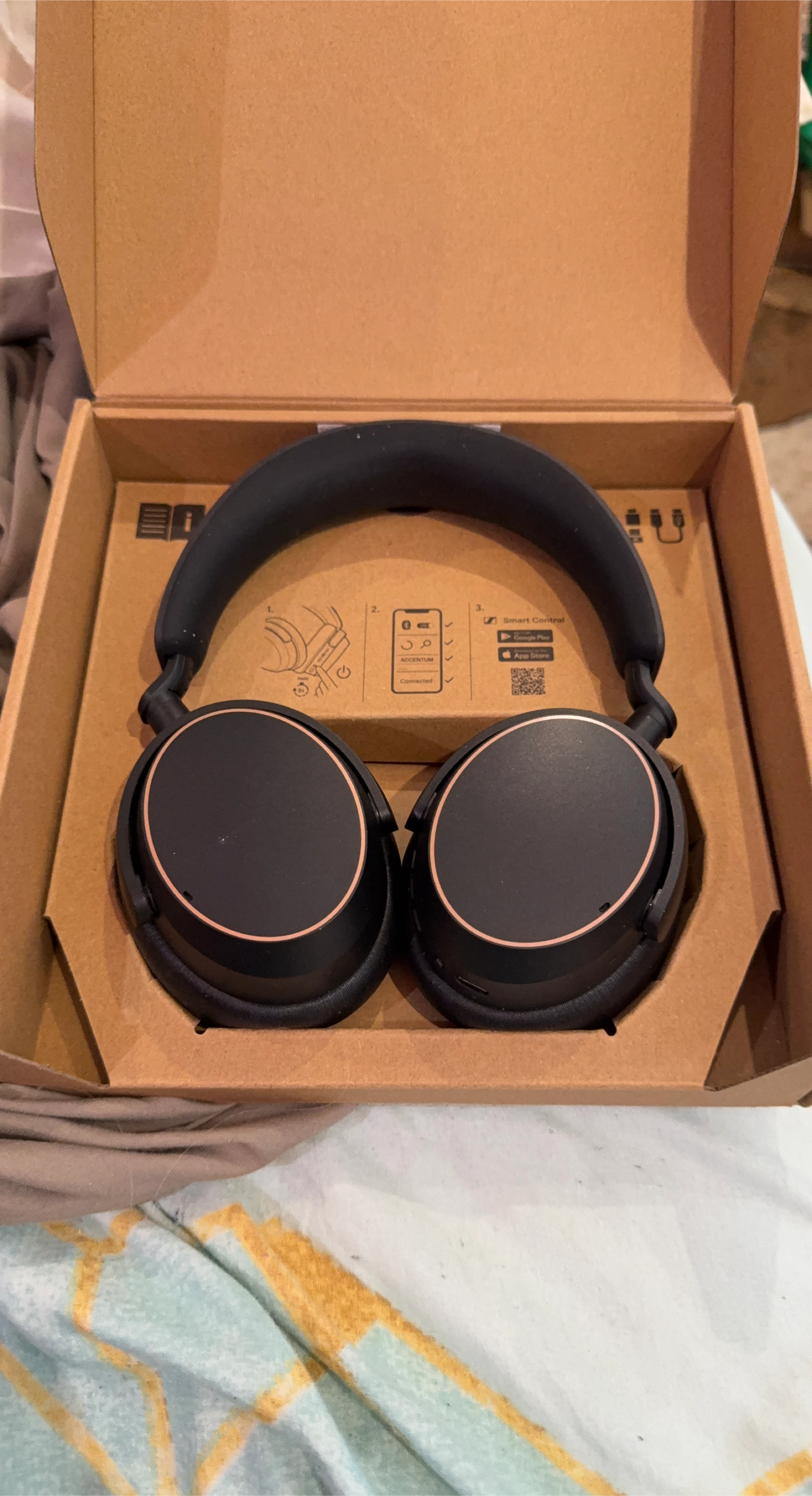 Sennheiser ACCENTUM Wireless Headphones - New in Box!