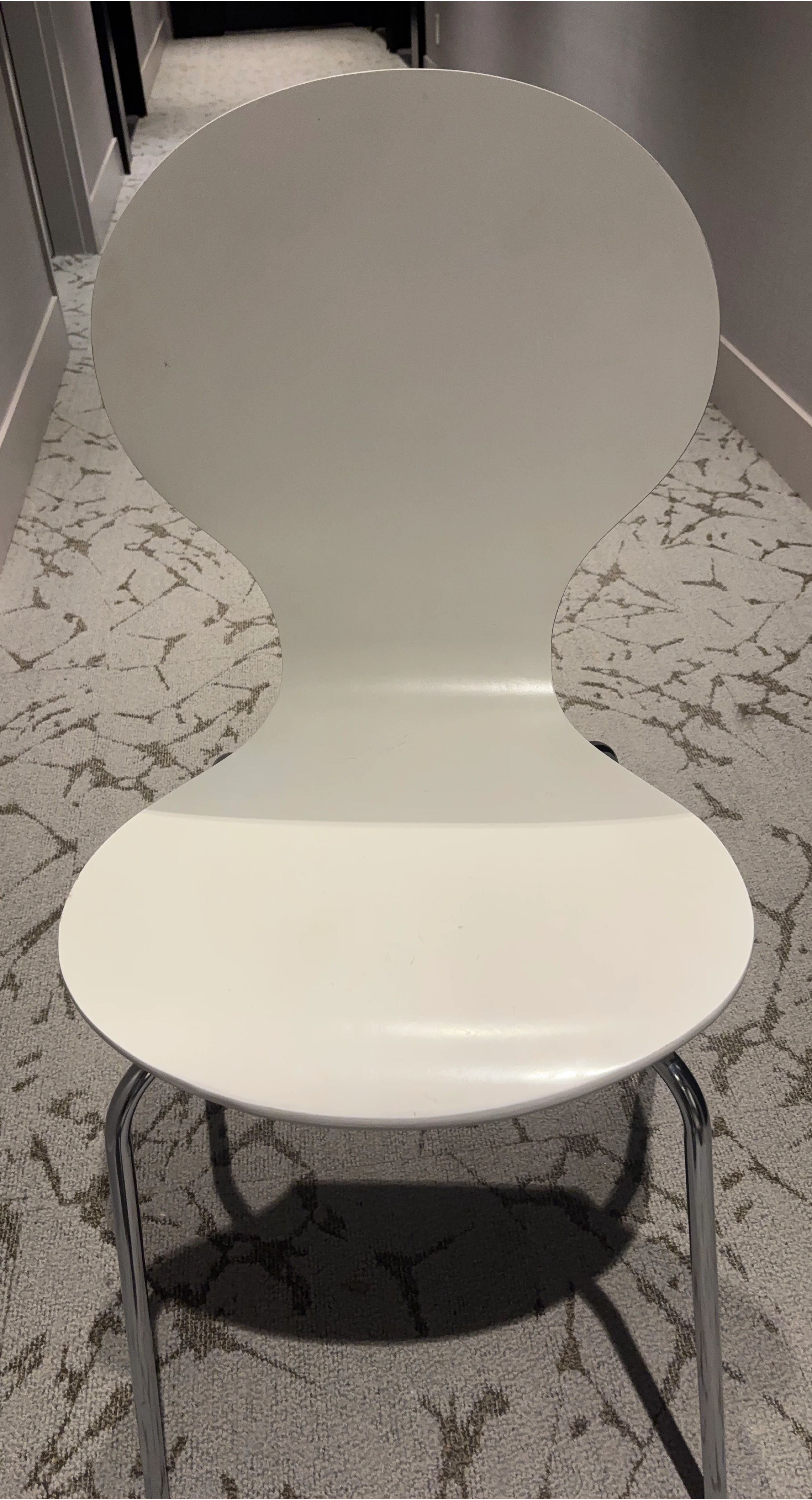 White Arne Jacobsen Ant Chair