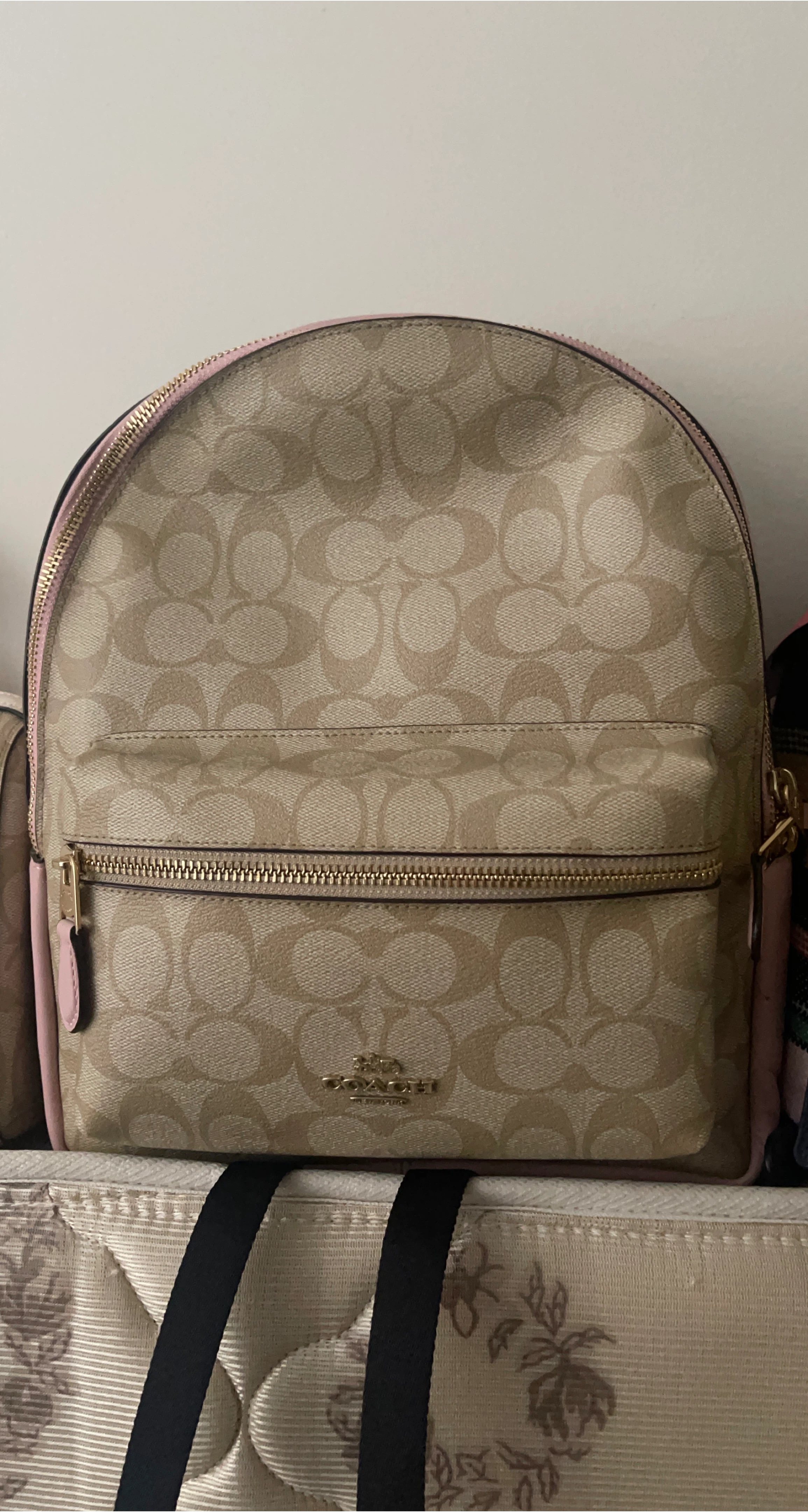 Coach Sig Med Chrle Backpack - Pink/Beige