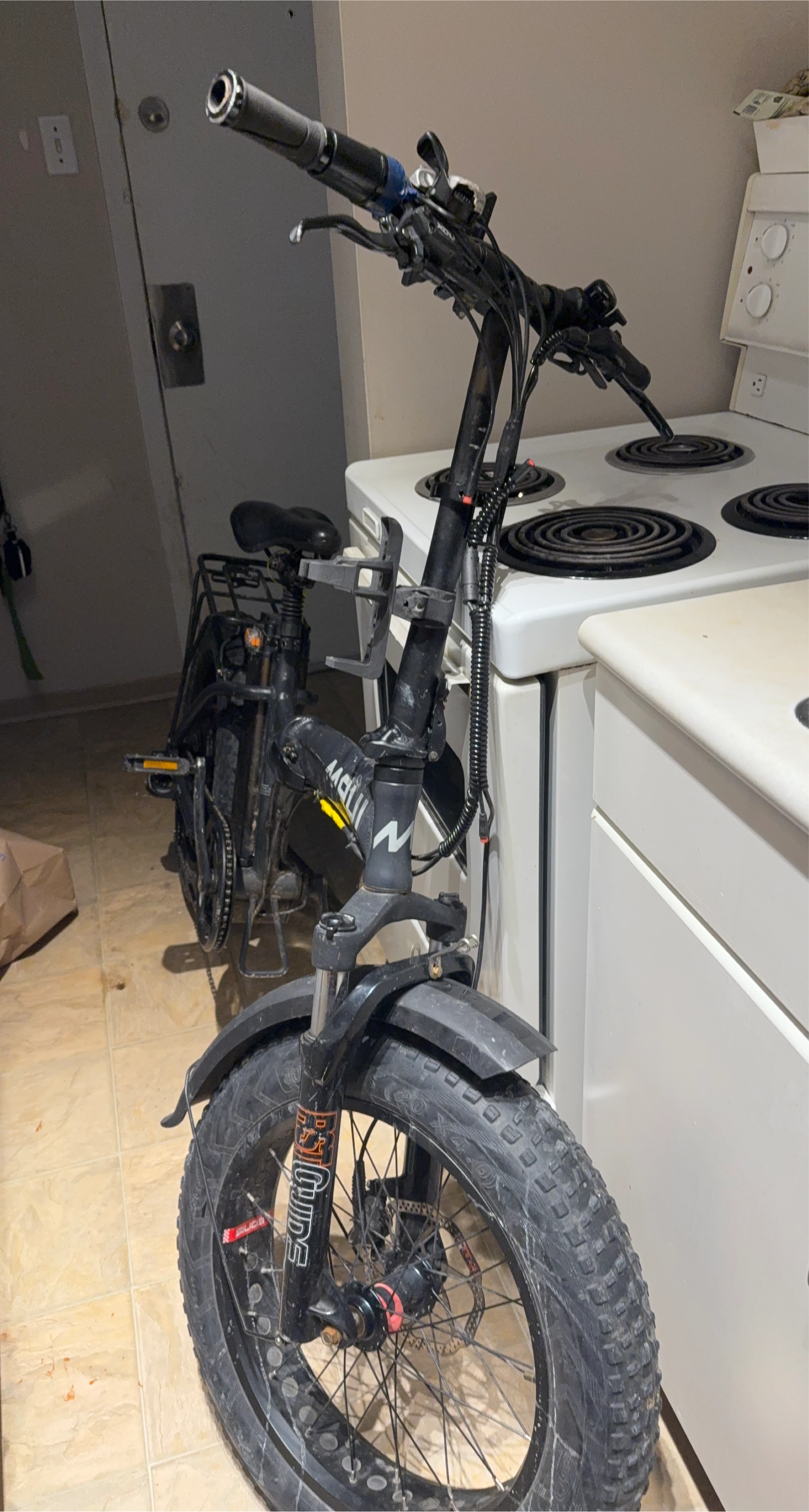 Jake Maui Magcli E-Bike